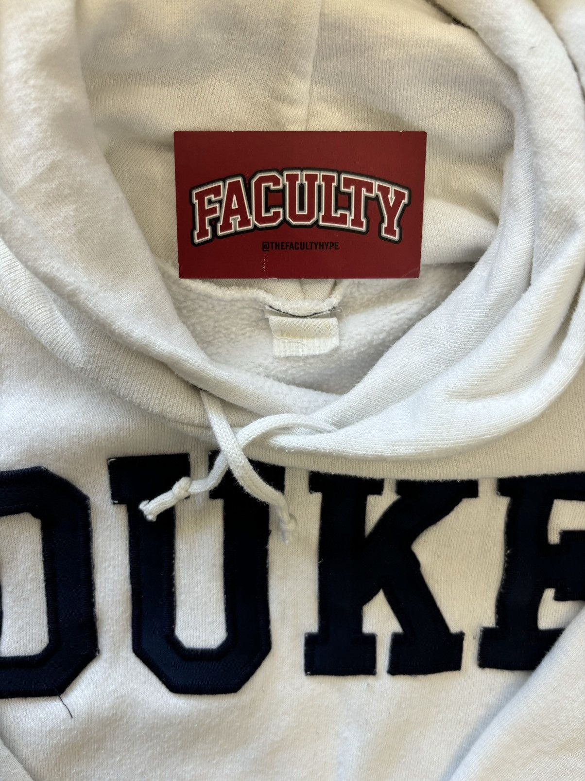 Vintage Vintage Duke Embroidered Patch Hoodie Youth Large Size US L / EU 52-54 / 3 - 3 Thumbnail