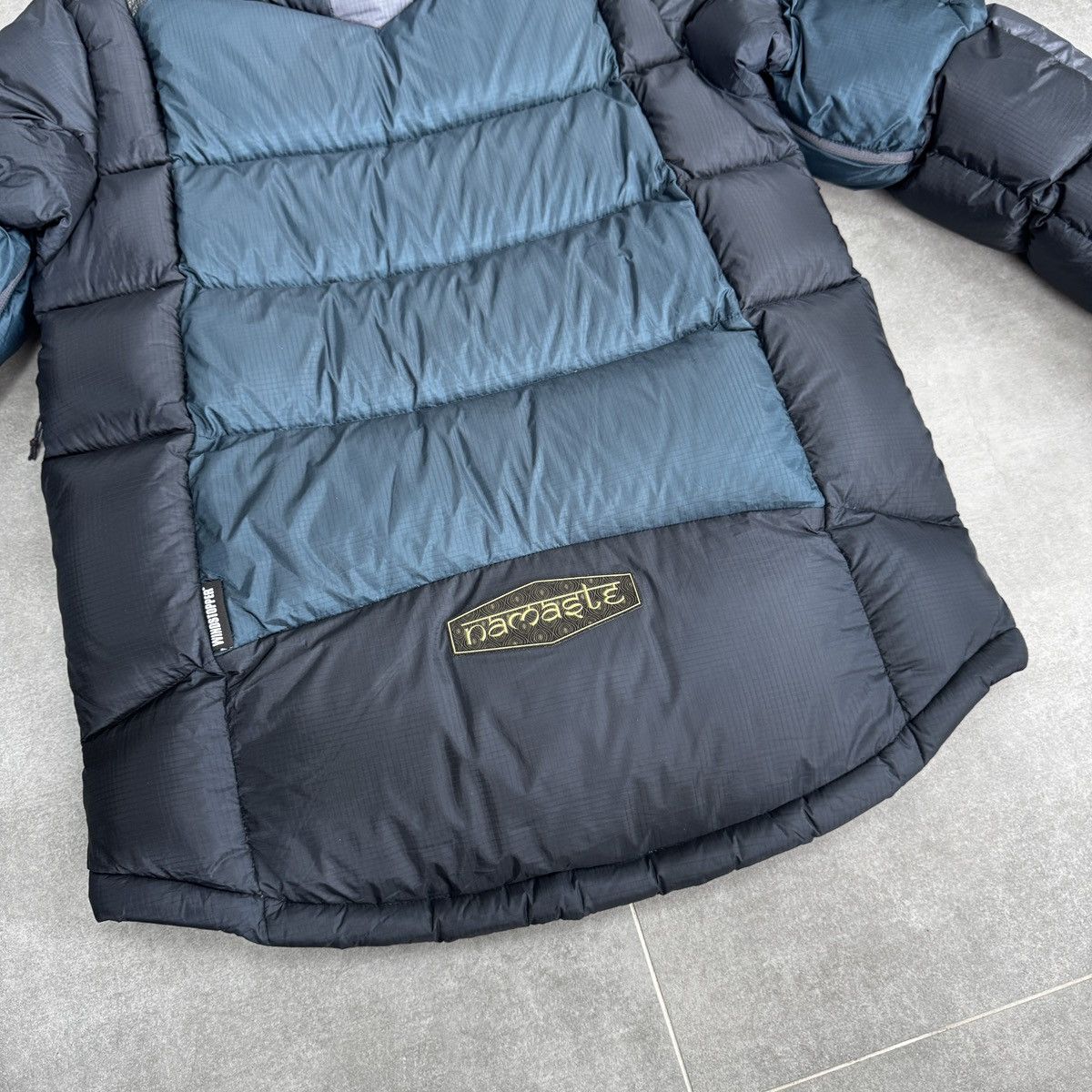 BLACKYAK Black Yak Namaste Extreme Peak Puffer Down Jacket Gorpcore Size US S / EU 44-46 / 1 - 23 Thumbnail
