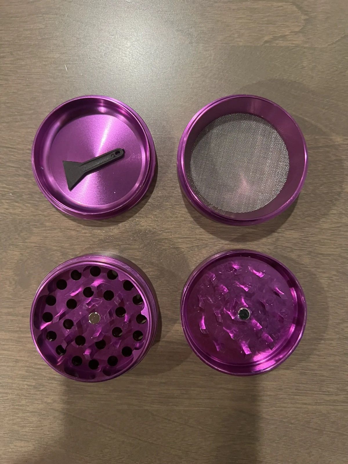 Travis Scott Astroworld Ash Tray & Grinder Combo (Canada Only) Size ONE SIZE - 8 Thumbnail