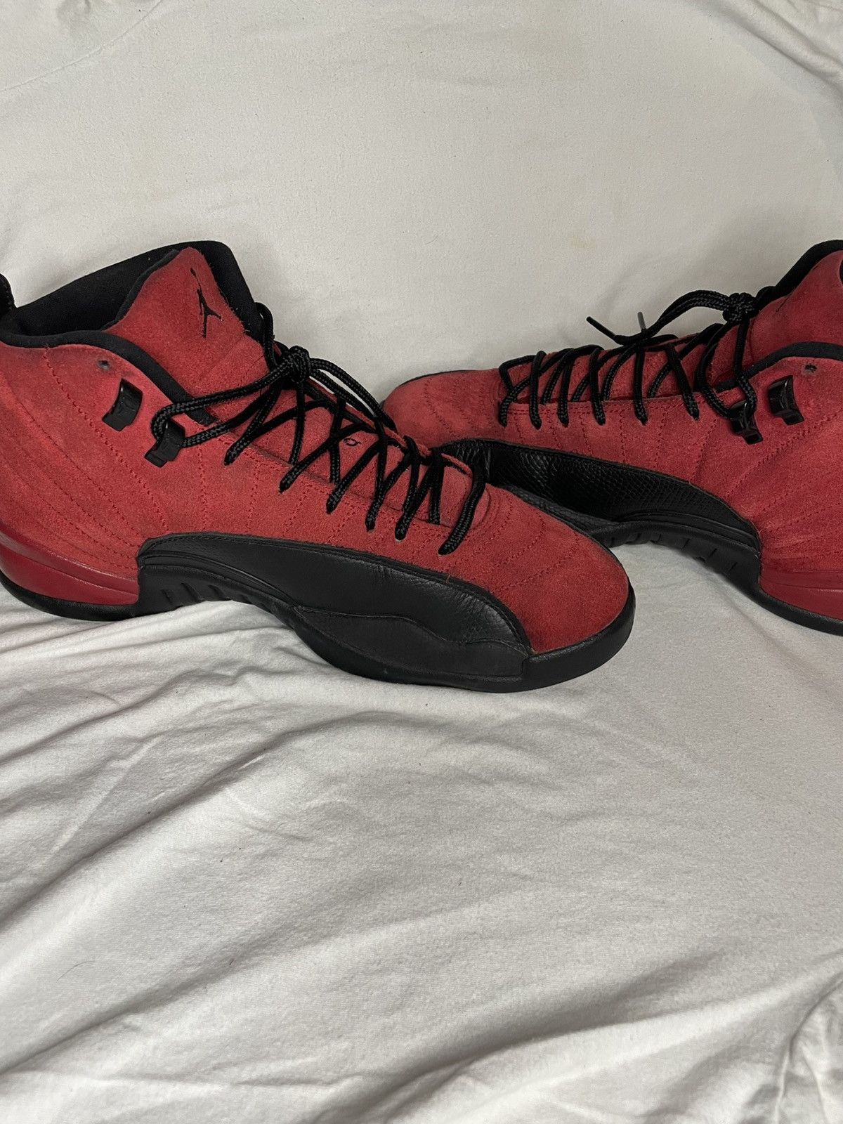 Jordan Brand jordan 12s reverse flu game Size US 11 / EU 44 - 7 Thumbnail