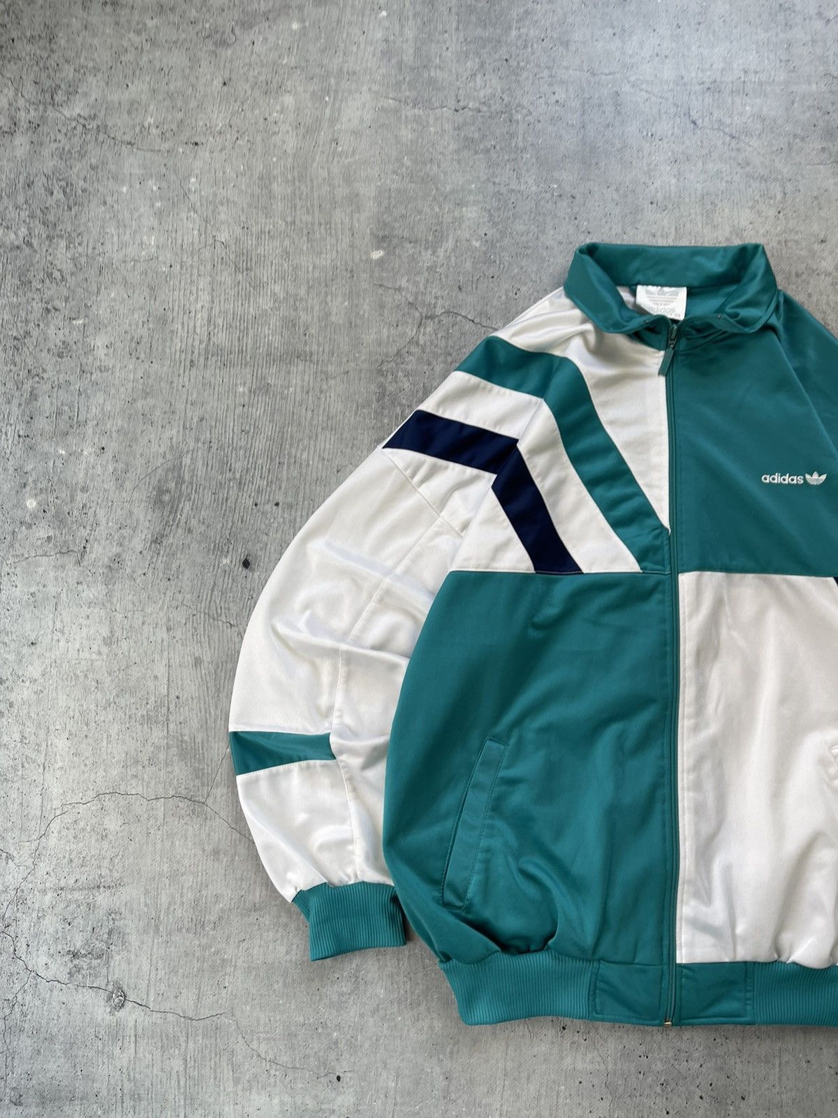 Adidas Adidas Vintage Track Suit Jacket 90s Embroidered Logo Size US XL / EU 56 / 4 - 3 Thumbnail