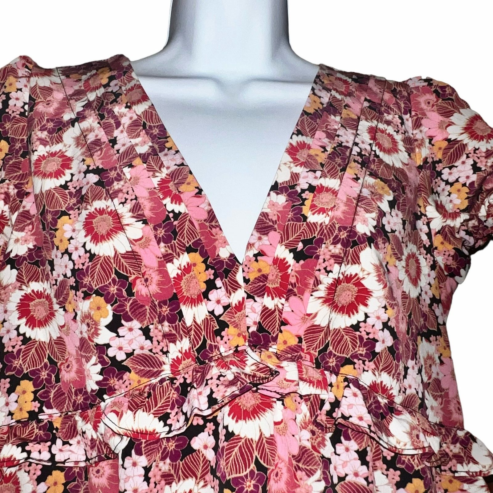 Other As U Wish Juniors' Puff Sleeve Floral Ruffled Dress MED NWT. Size M / US 6-8 / IT 42-44 - 8 Thumbnail