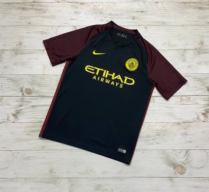 Nike Nike Manchester City 2016 2017 Away Football Shirt Jersey Size US M / EU 48-50 / 2 - 1 Thumbnail