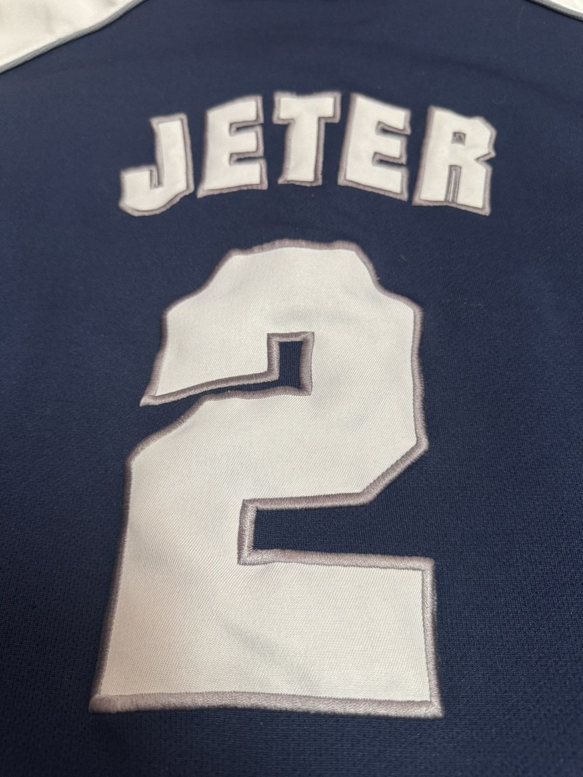 Other Vintage True Fan New York Yankees Derek Jeter #2 MLB Jersey Size US L / EU 52-54 / 3 - 8 Thumbnail