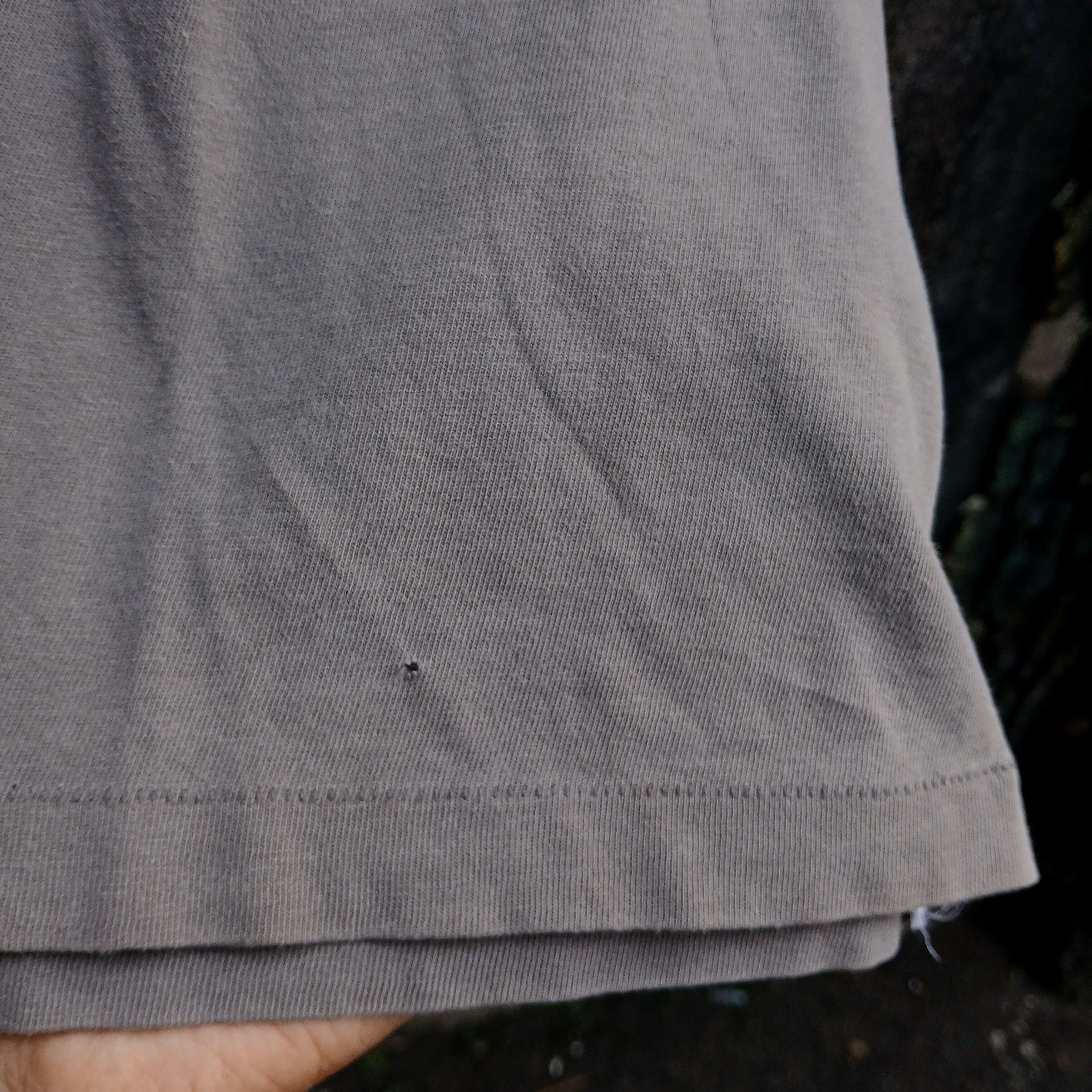 Kaws × Uniqlo Uniqlo kaws fisrt edition tee Size US XL / EU 56 / 4 - 5 Thumbnail