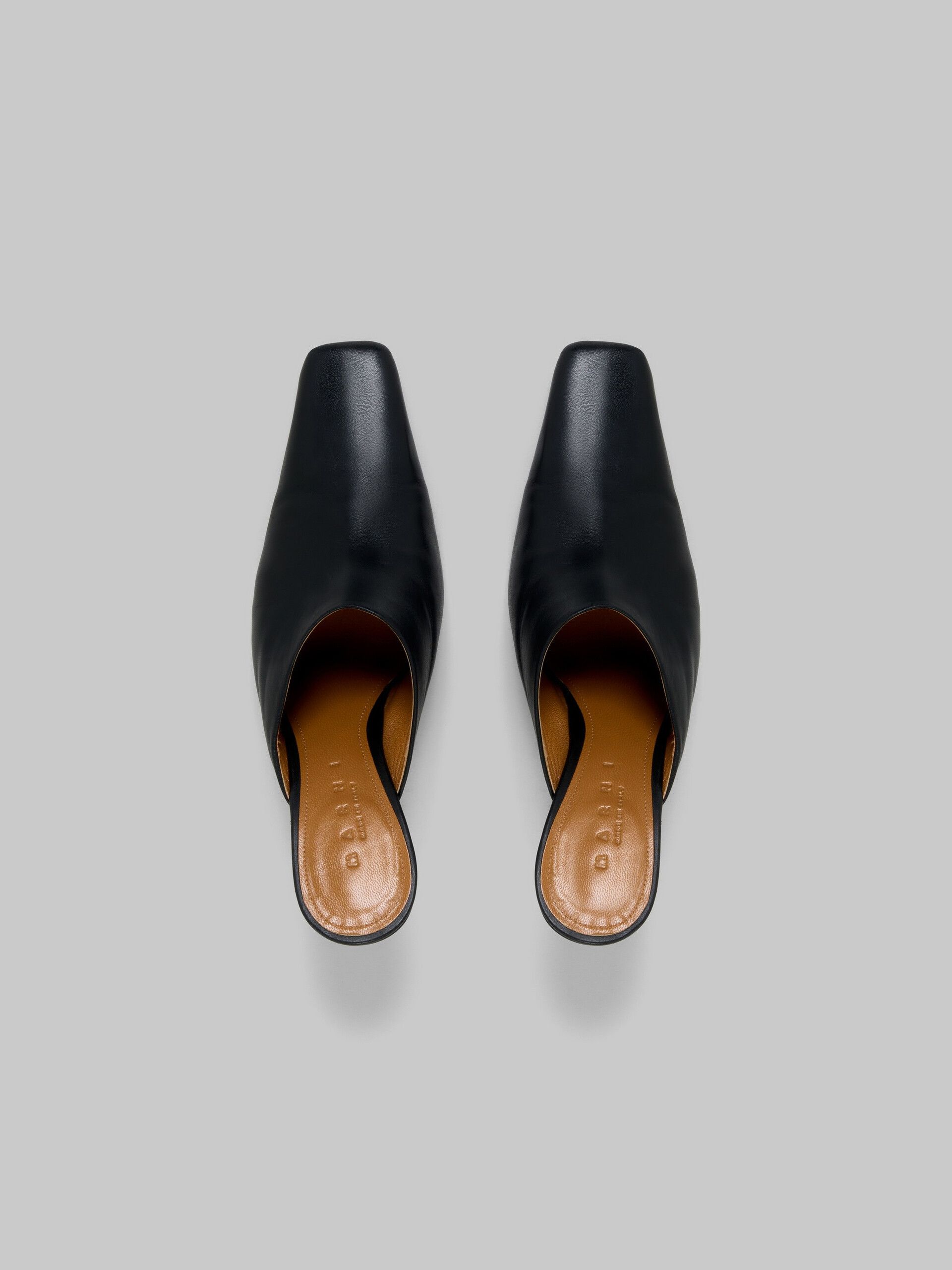 Marni o1w1db10824 Leather Heeled Mules in Black Size US 10 / IT 40 - 4 Thumbnail