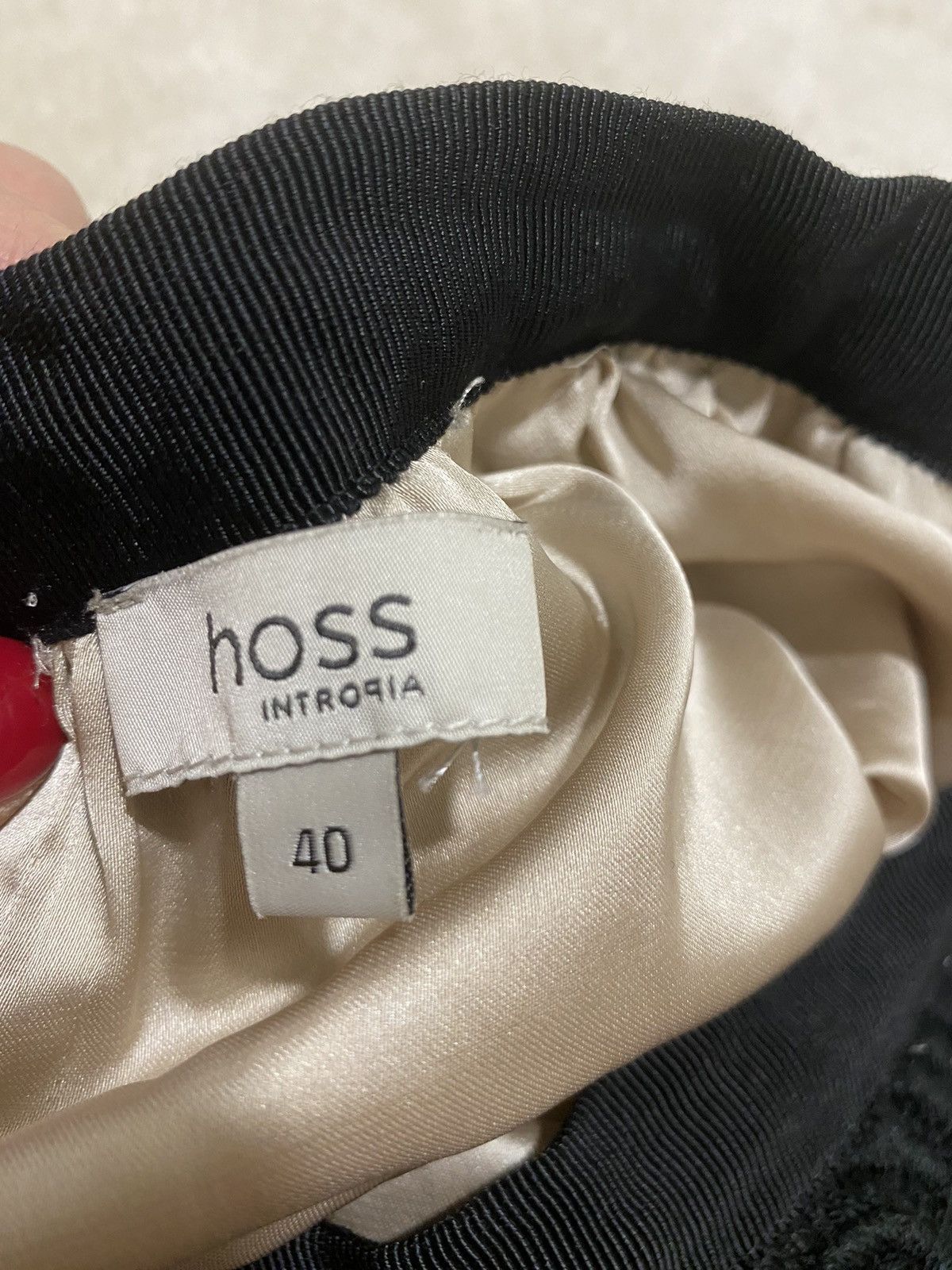 Hoss Intropia Skirt midi Hoss Intropia Size 27" / US 4 / IT 40 - 7 Thumbnail