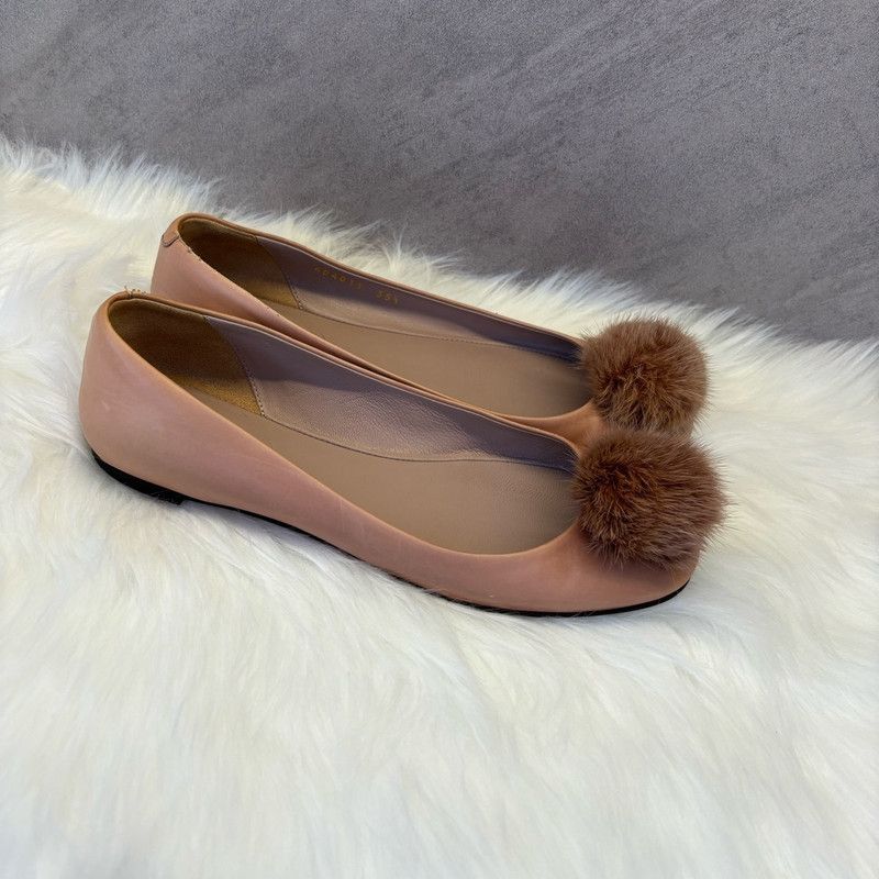 Gucci GUCCI Brown Flat Casual Shoes for Women 0079 Size US 5 / IT 35 - 1 Thumbnail