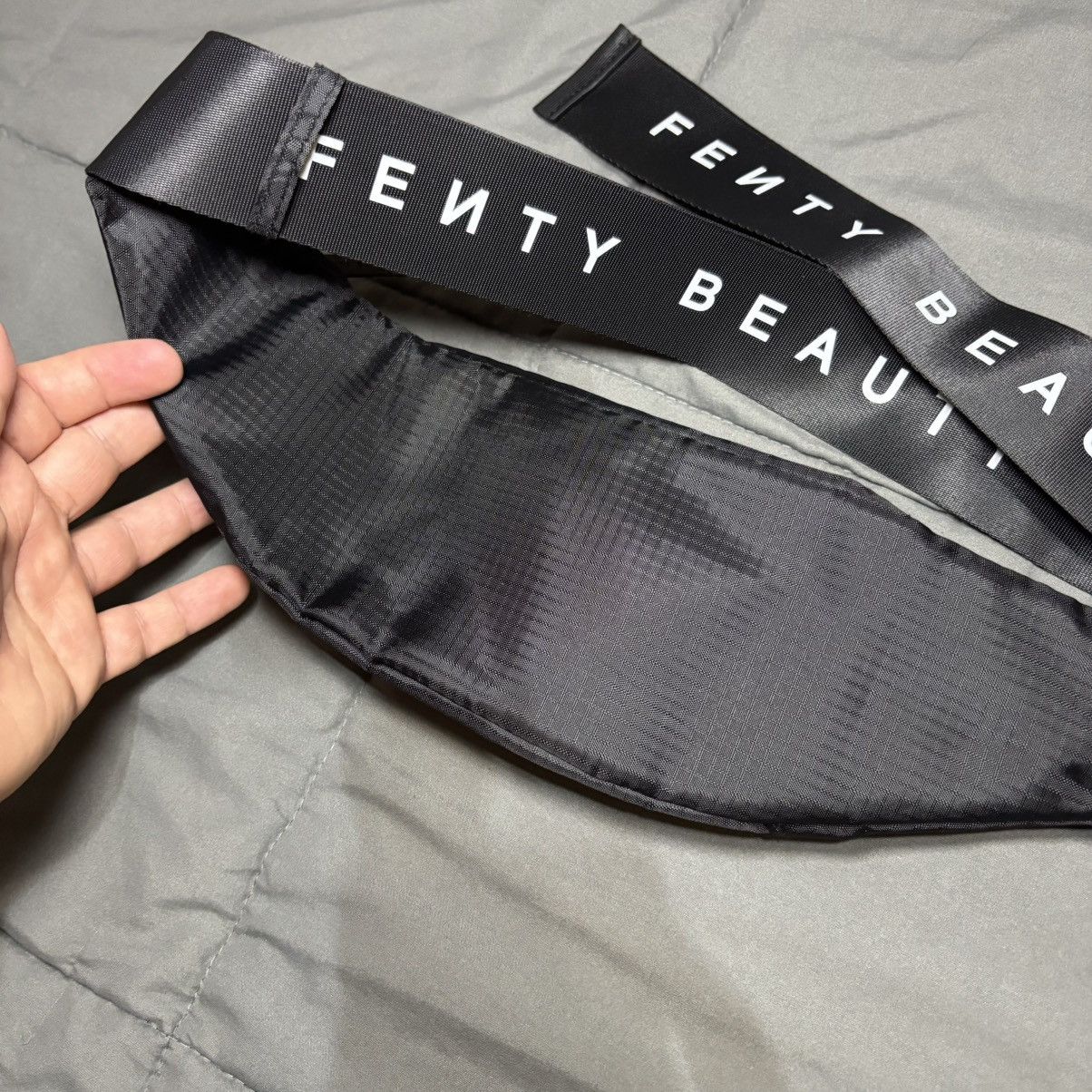 Fenty FENTY BEAUTY adjustable Belt Fanny Pack Bag NWOT Size ONE SIZE - 7 Thumbnail