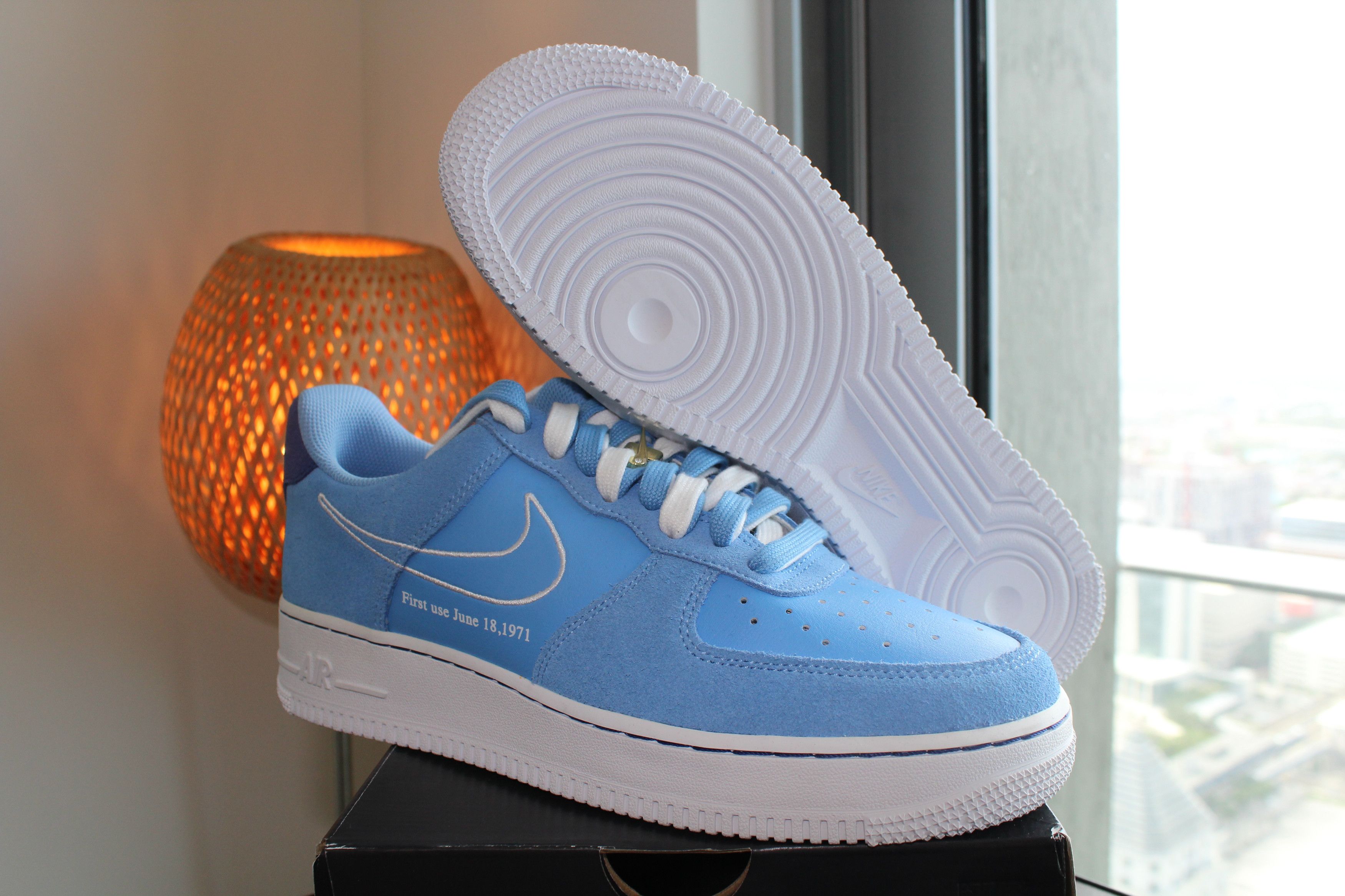 Nike Nike Air Force 1 '07 LV8 'First Use University Blue Size 7 Size US 7 / EU 40 - 1 Thumbnail
