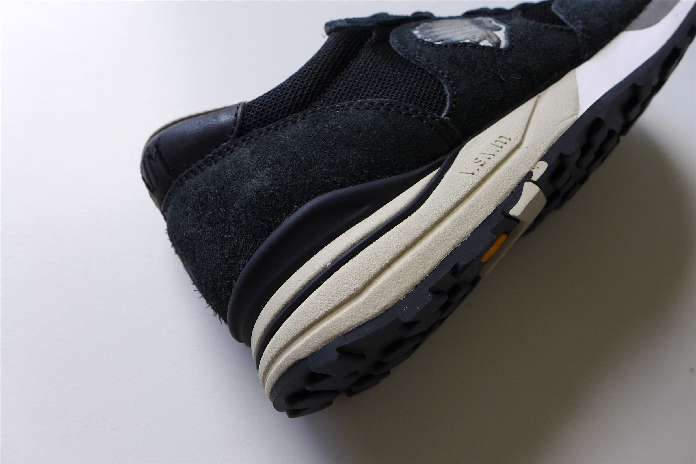 Visvim Visvim Roland Jogger Sneakers - Black Suede Size US 8 / EU 41 - 11 Thumbnail