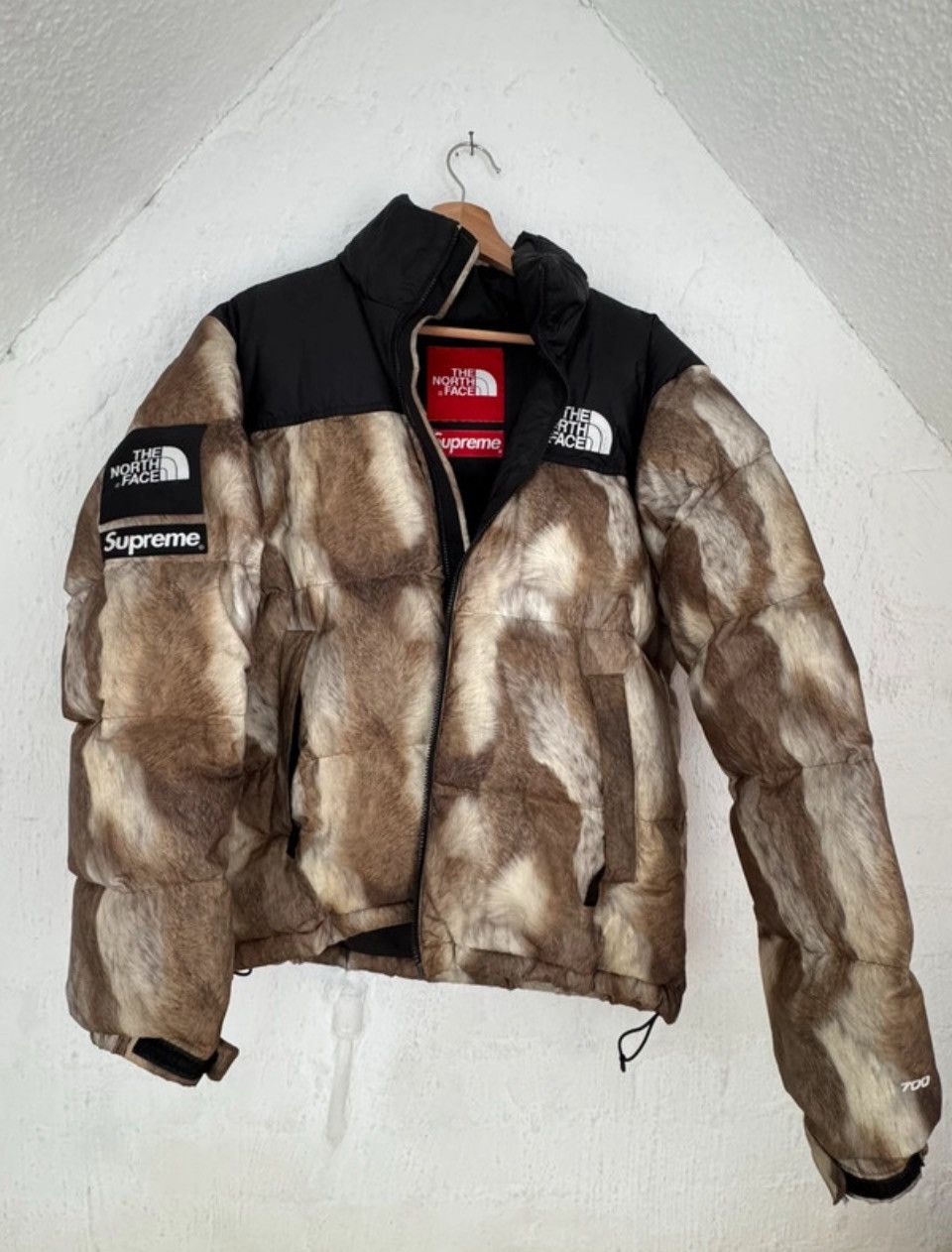 Supreme × The North Face Supreme x The North Face FW13 Fur Print Nuptse Jacket Size US S / EU 44-46 / 1 - 4 Thumbnail