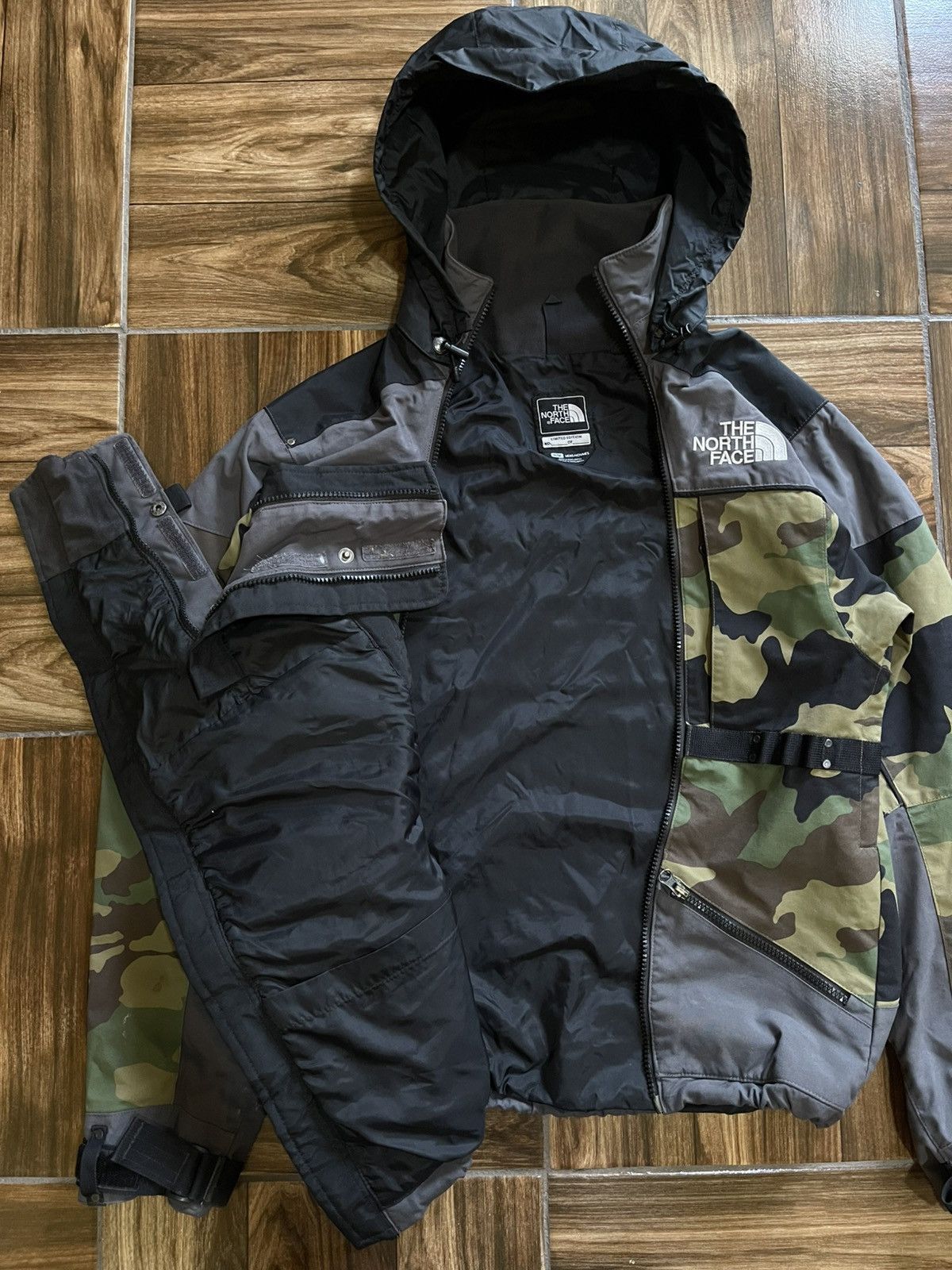 Macys × The North Face The North Face x Macyz, Limited Edition, only 1207 Size US M / EU 48-50 / 2 - 3 Thumbnail