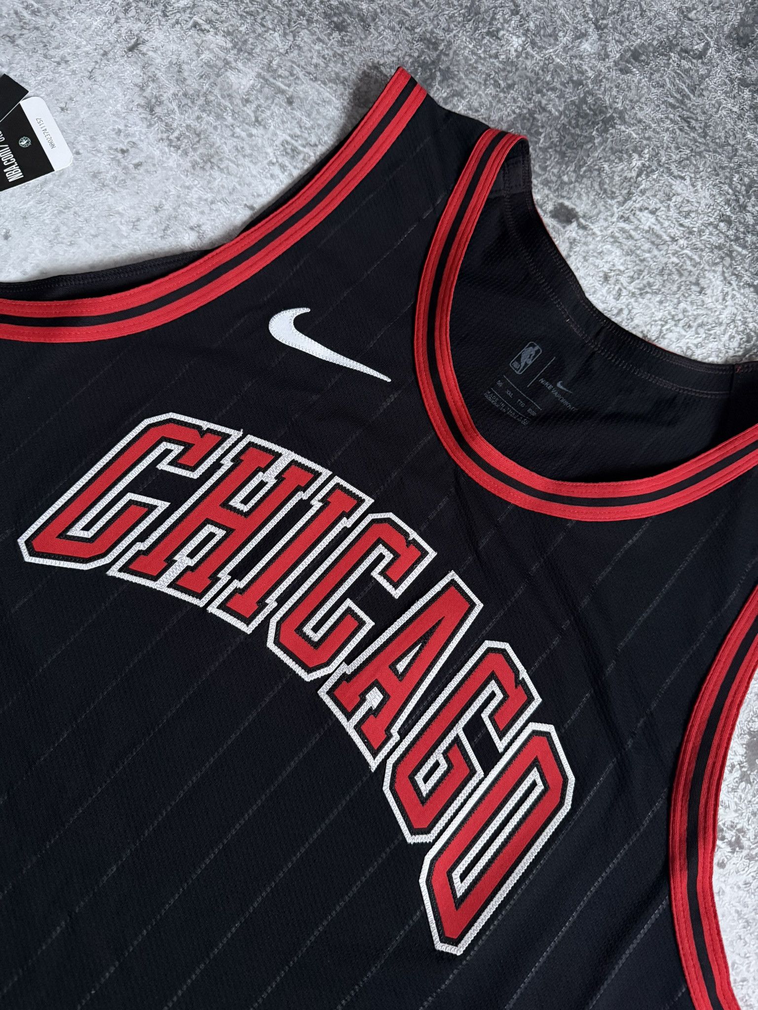 Nike CHICAGO BULLS VAPORKNIT NIKE JERSEY BASKETBALL 2XL Size US XXL / EU 58 / 5 - 4 Thumbnail