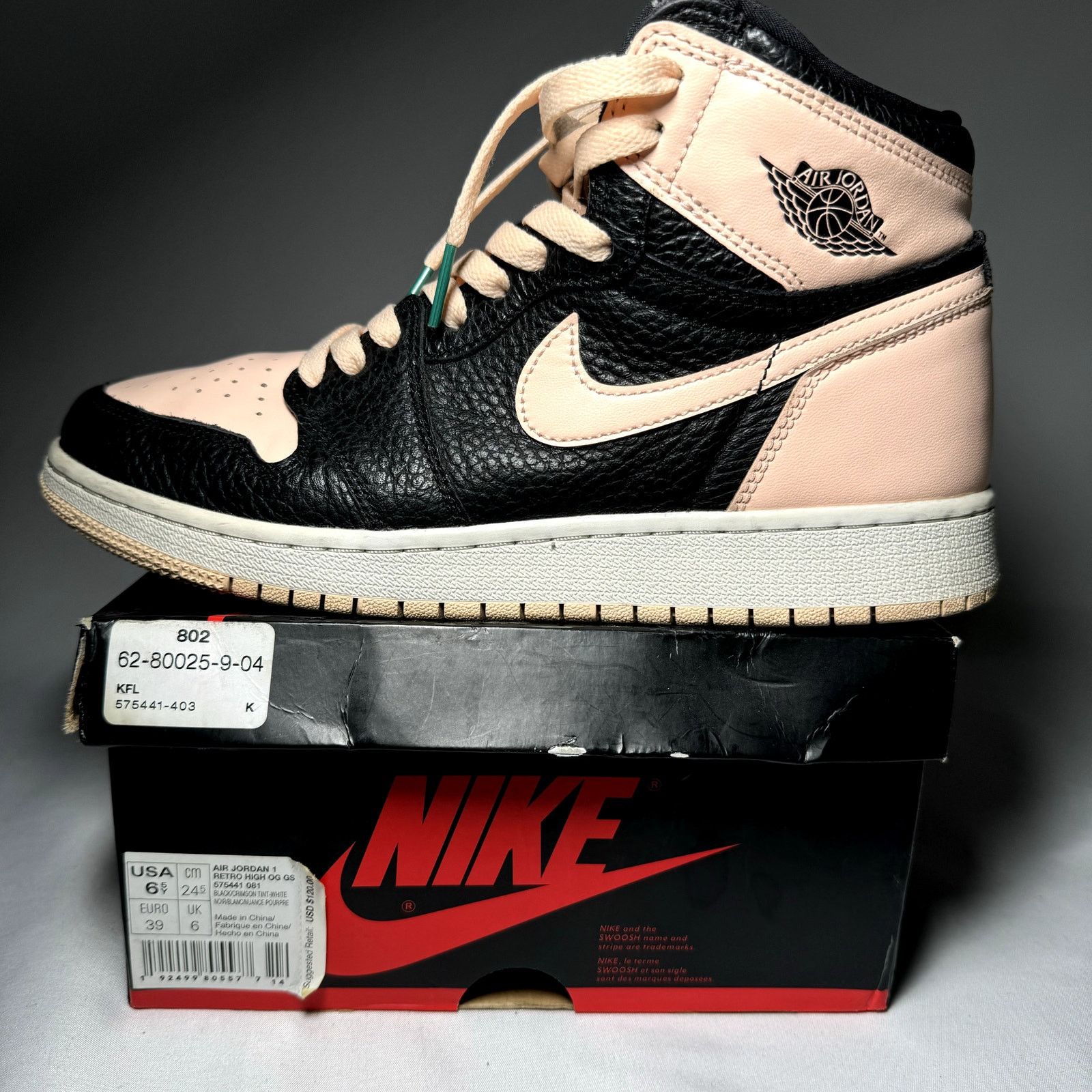 Jordan Brand × Nike Nike Air Jordan 1 Retro High OG GS Crimson Tint - Size 6.5 Size US 6.5 / EU 39-40 - 8 Thumbnail