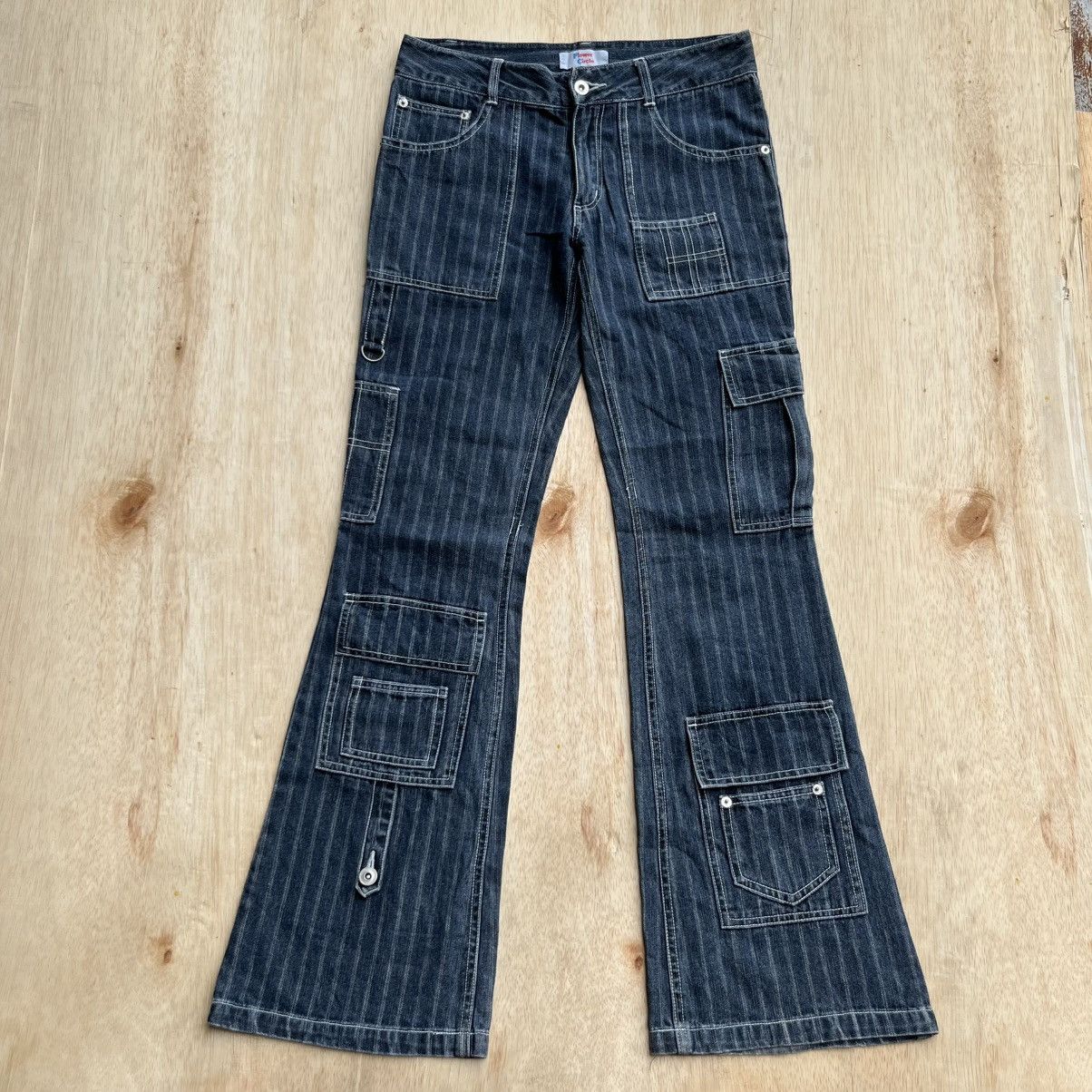 Japanese Brand FLOWER CIRCLE CARGO FLARED DENIM LIKE TORNADO MART Size US 31 - 1 Thumbnail