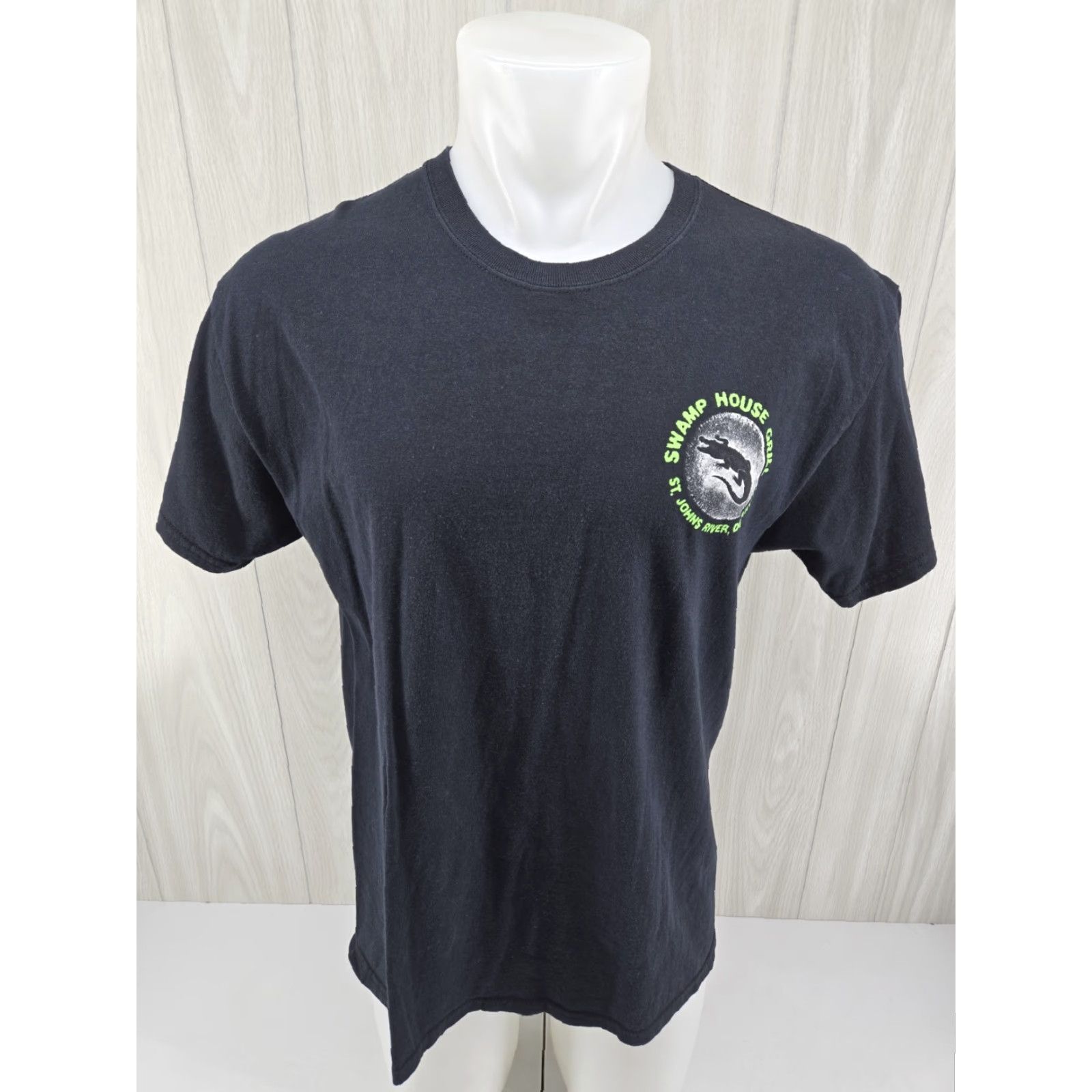 Gildan VTG SWAMP HOUSE GRILL T-Shirt Men Large Black Cotton 2000-2009 Florida Debary St. Johns River Gildan Size US L / EU 52-54 / 3 - 3 Thumbnail