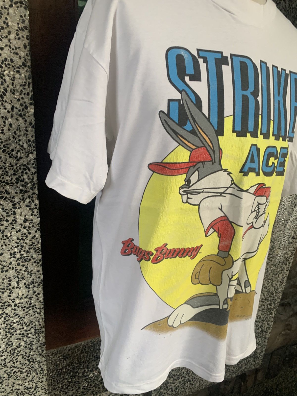 Vintage × Warner Bros Vintage 90s Bugs Bunny Warner Bros T shirt Size US L / EU 52-54 / 3 - 5 Thumbnail