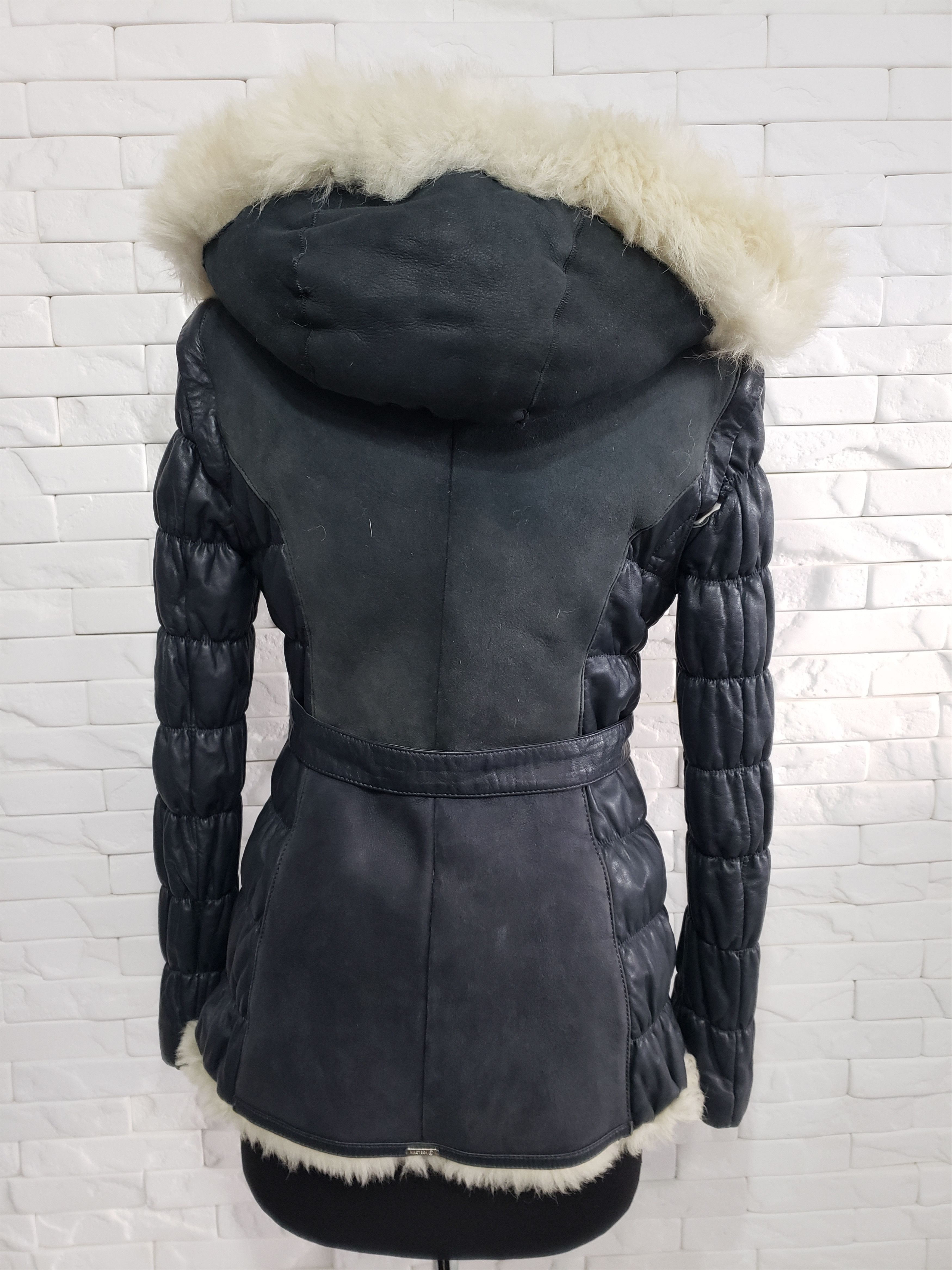 Uniqlo Stylish black women's jacket with a hood. Size M / US 6-8 / IT 42-44 - 4 Thumbnail