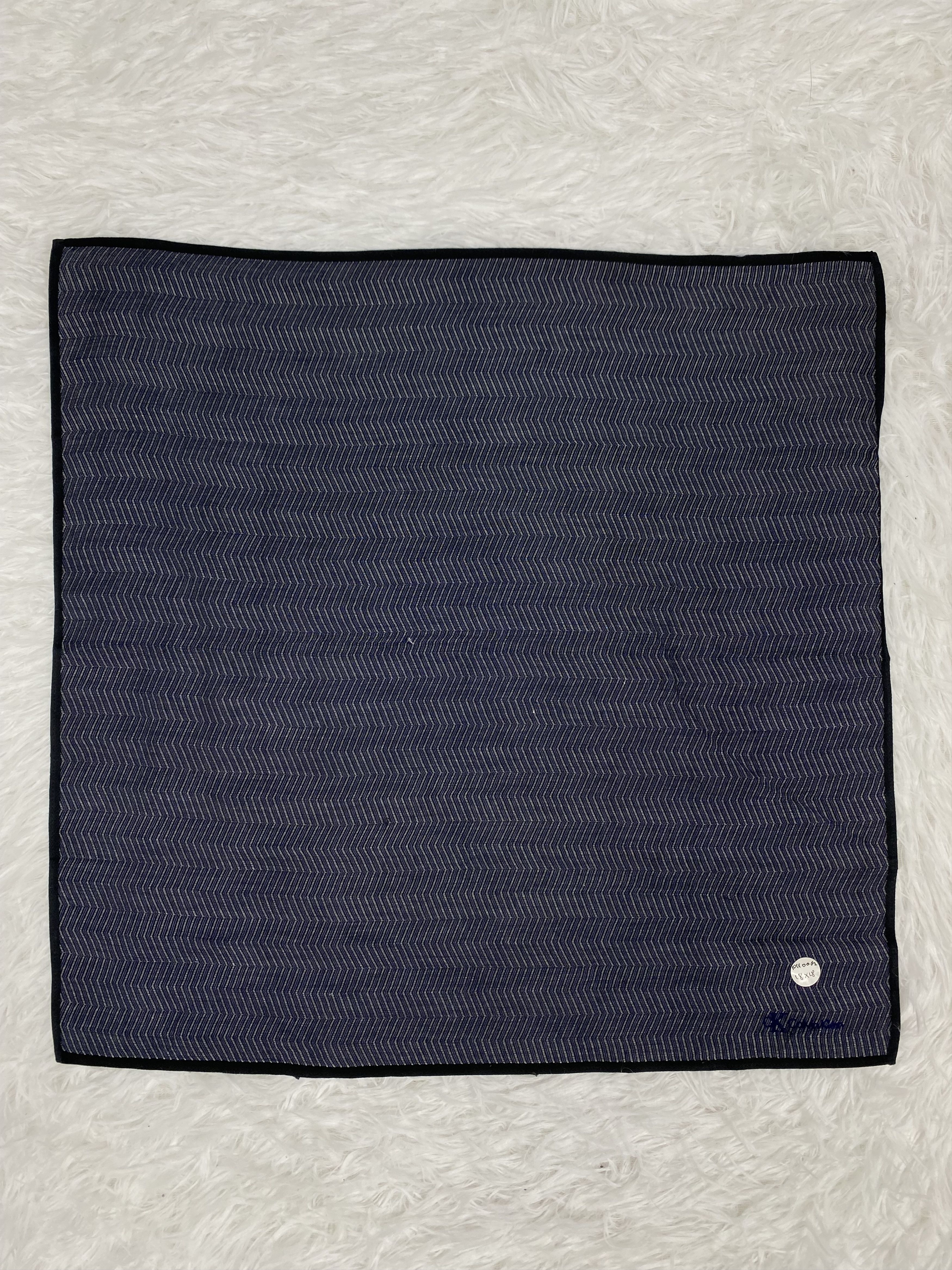 Calvin Klein Vintage Calvin Klein Handkerchief PH0062 Size ONE SIZE - 3 Thumbnail
