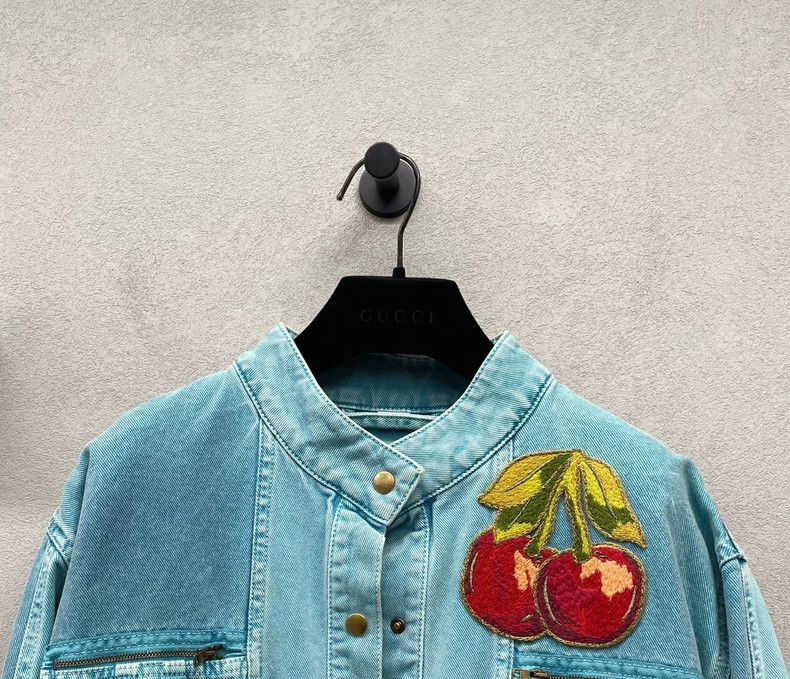Gucci Gucci Size 38 Cherry embroidered mint blue denim jacket 250 Size US XS / EU 42 / 0 - 4 Thumbnail