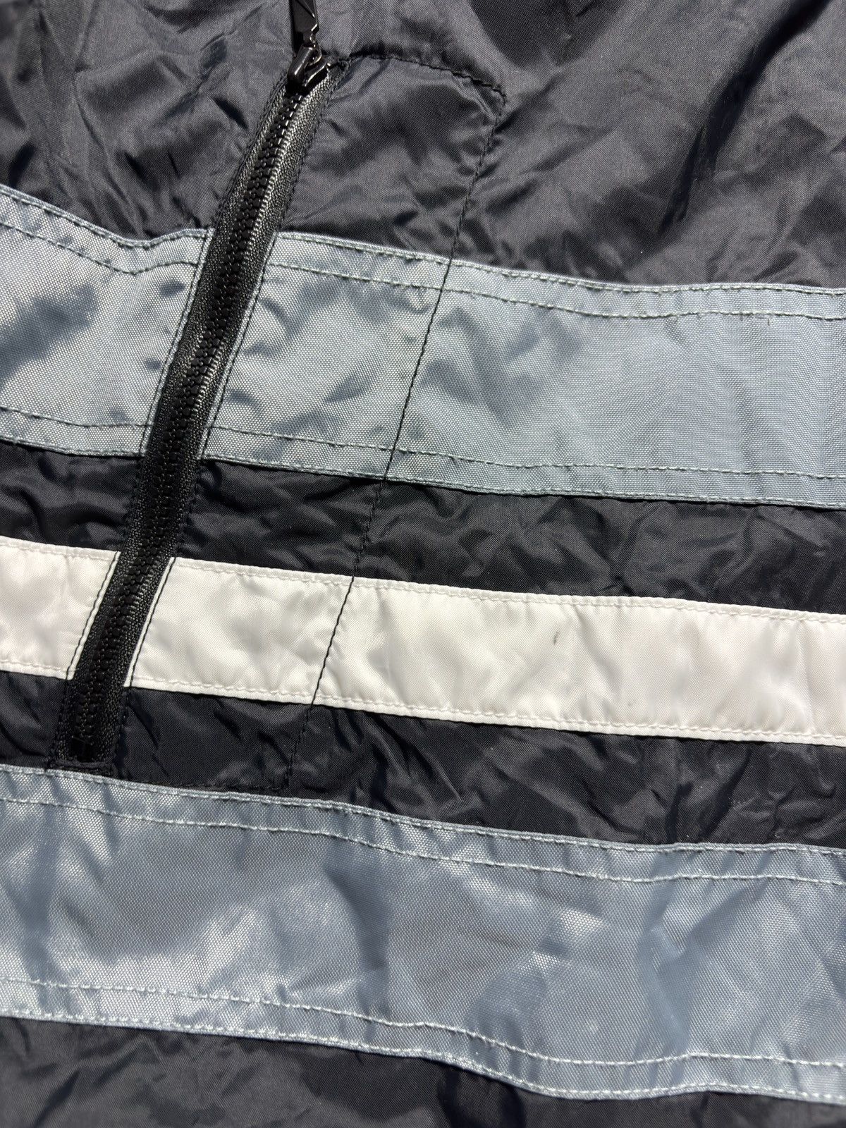 Nike Nike vintage jacket windbreaker Size US XL / EU 56 / 4 - 8 Thumbnail