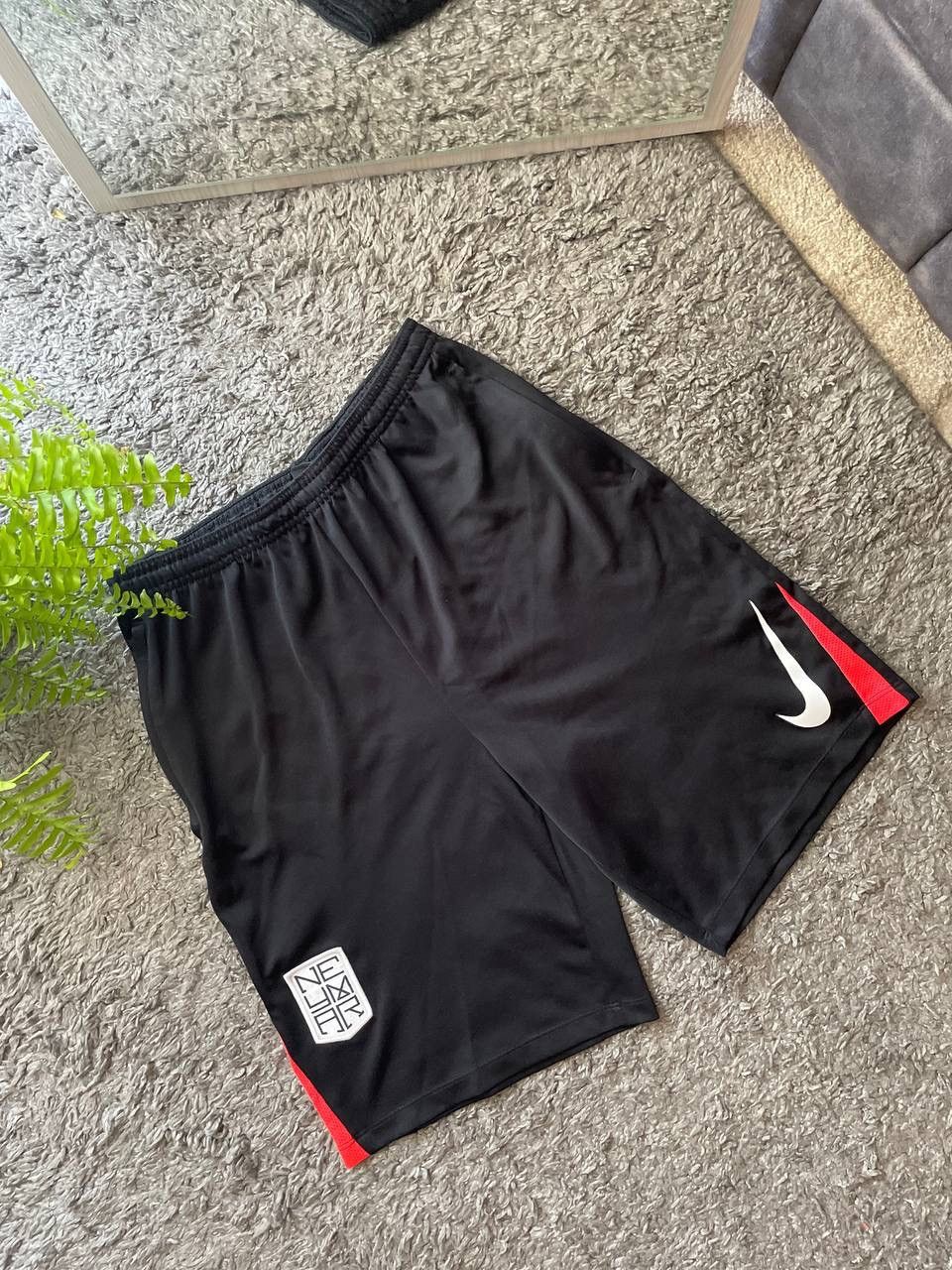 Nike × Vintage 00s Nike Shorts Streetwear Vintage Logo Swoosh Neymar Soccer Size US 30 / EU 46 - 3 Thumbnail