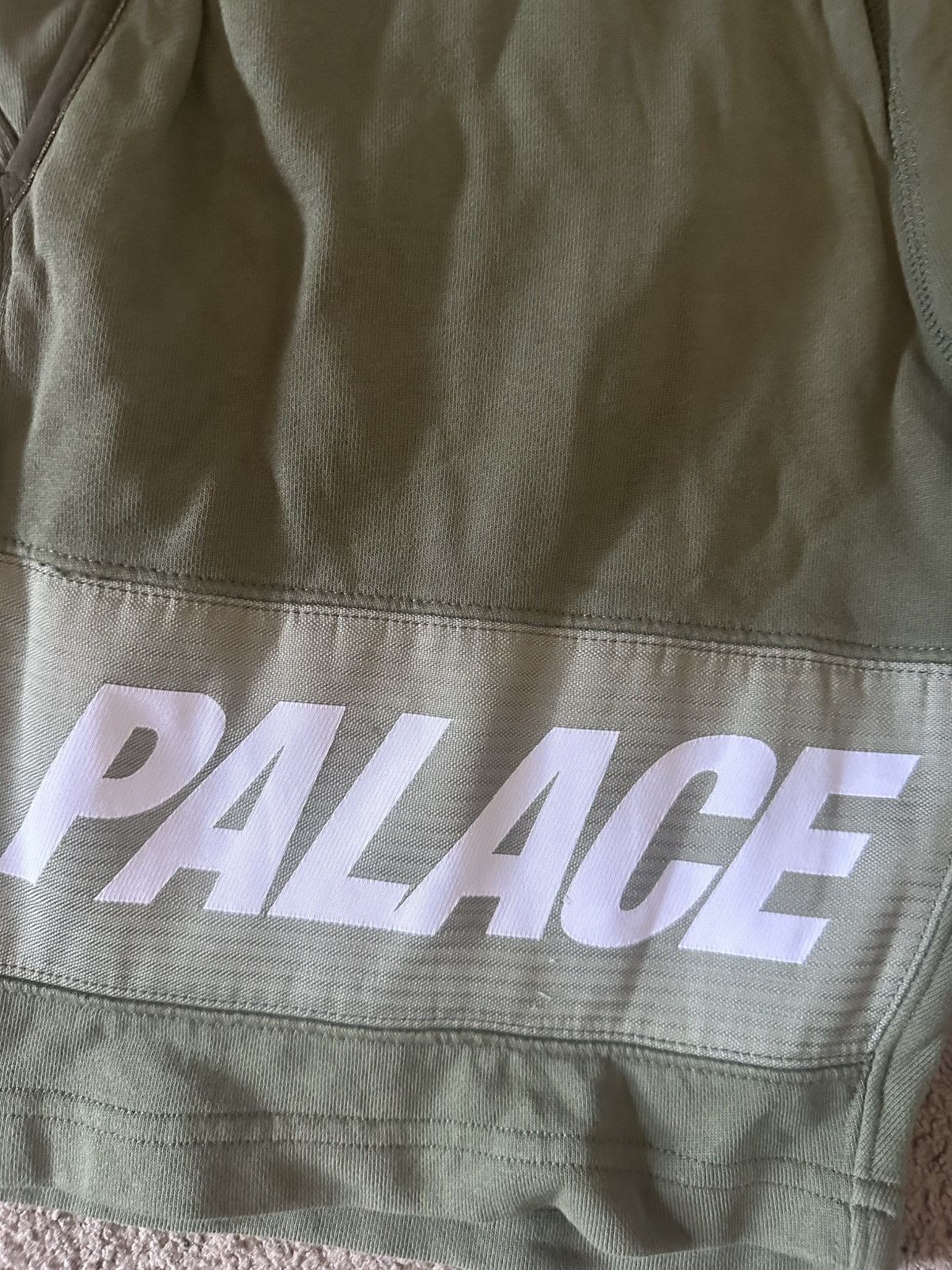Palace Palace Cargo shorts Size US 30 / EU 46 - 2 Thumbnail