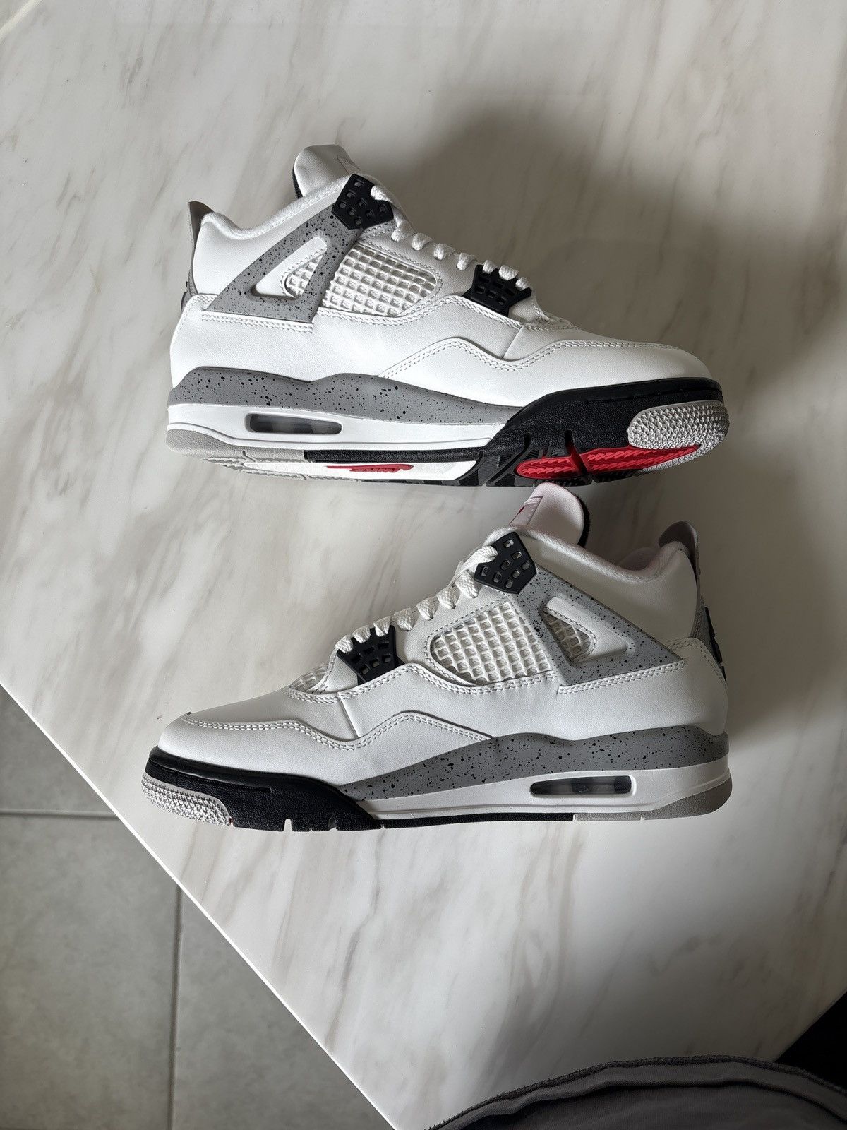 Jordan Brand × Nike Jordan 4 White Cement 2025 Size US 8 / EU 41 - 3 Thumbnail