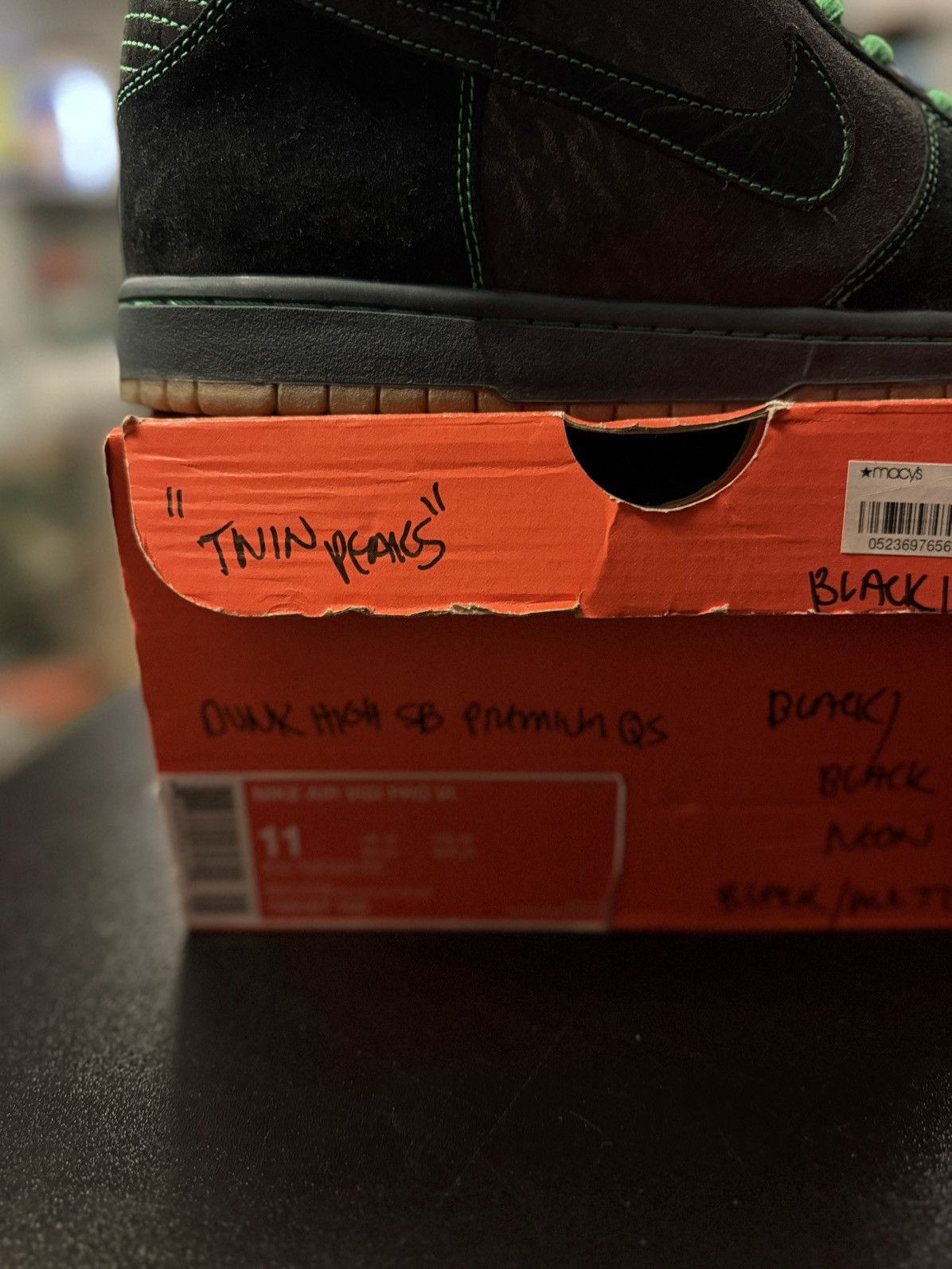 Nike Size 11 Nike Dunk High Premium SB 2008 Twin Peaks Night Owl Size US 11 / EU 44 - 20 Thumbnail