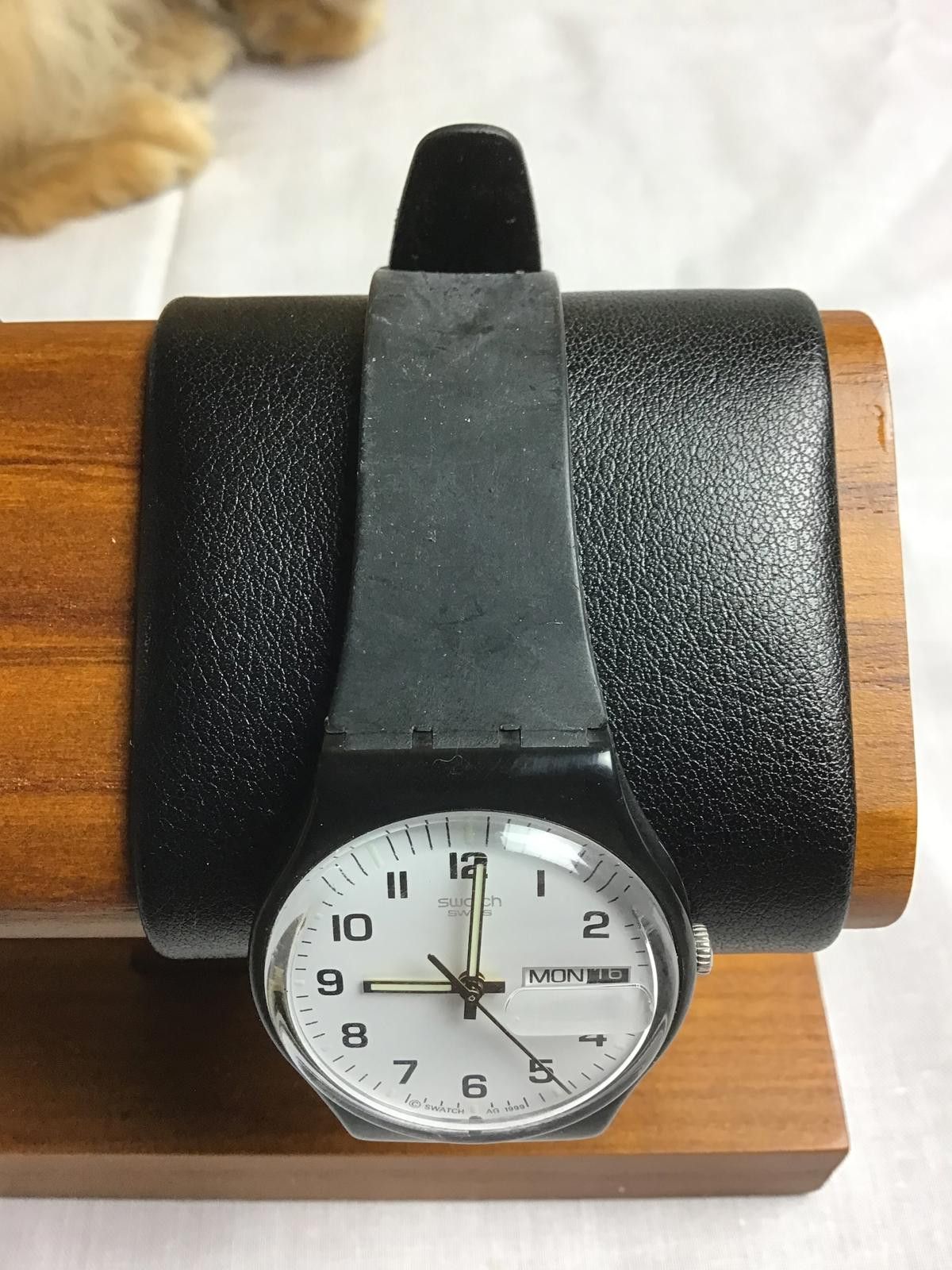 Swatch Swatch Classic Black Rubber Strap Watch with White Dial Size ONE SIZE - 2 Thumbnail