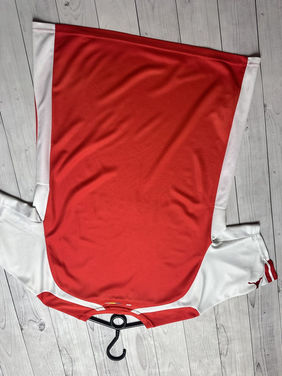 Vintage Vintage red Arsenal soccer jersey size M puma Size US M / EU 48-50 / 2 - 8 Thumbnail