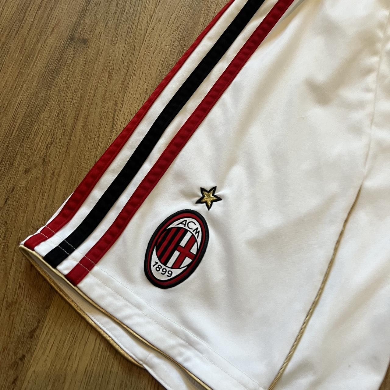 Adidas 2010-11 Ac Milan Adidas Home Football Shorts Serie A Italy Size US S / EU 44-46 / 1 - 3 Thumbnail
