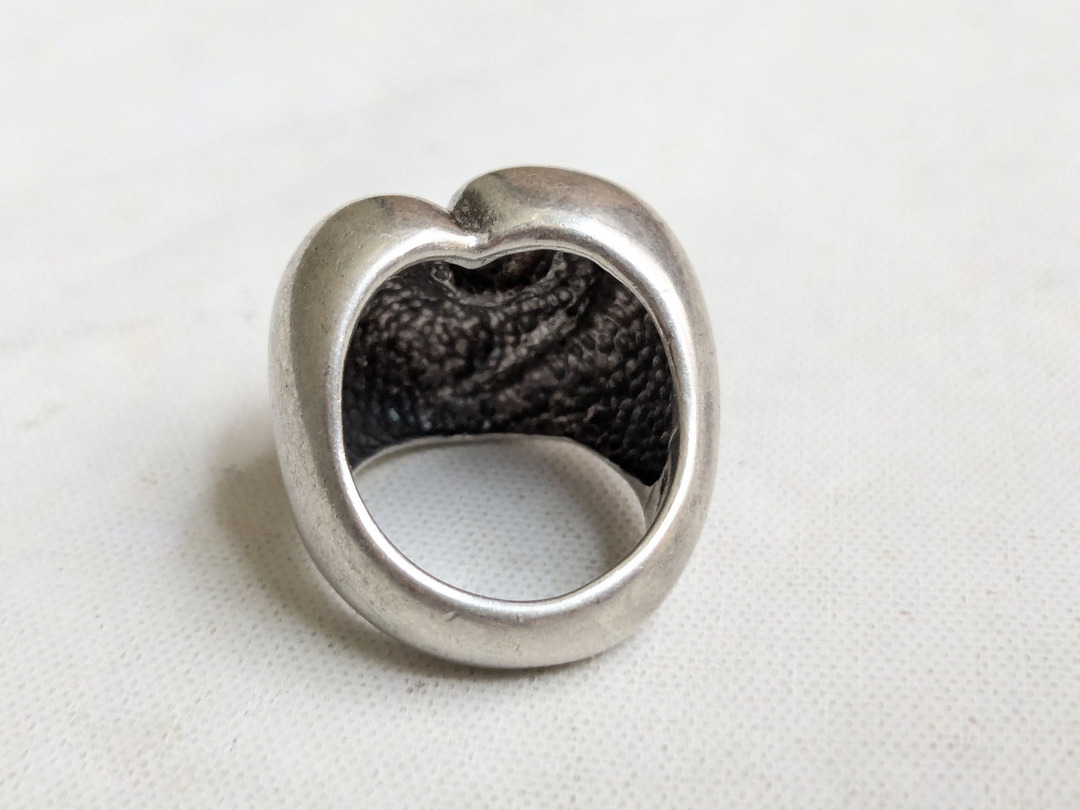Jewelry Vintage Sterling Silver Heart Ring Shube's 5 Size ONE SIZE - 6 Thumbnail