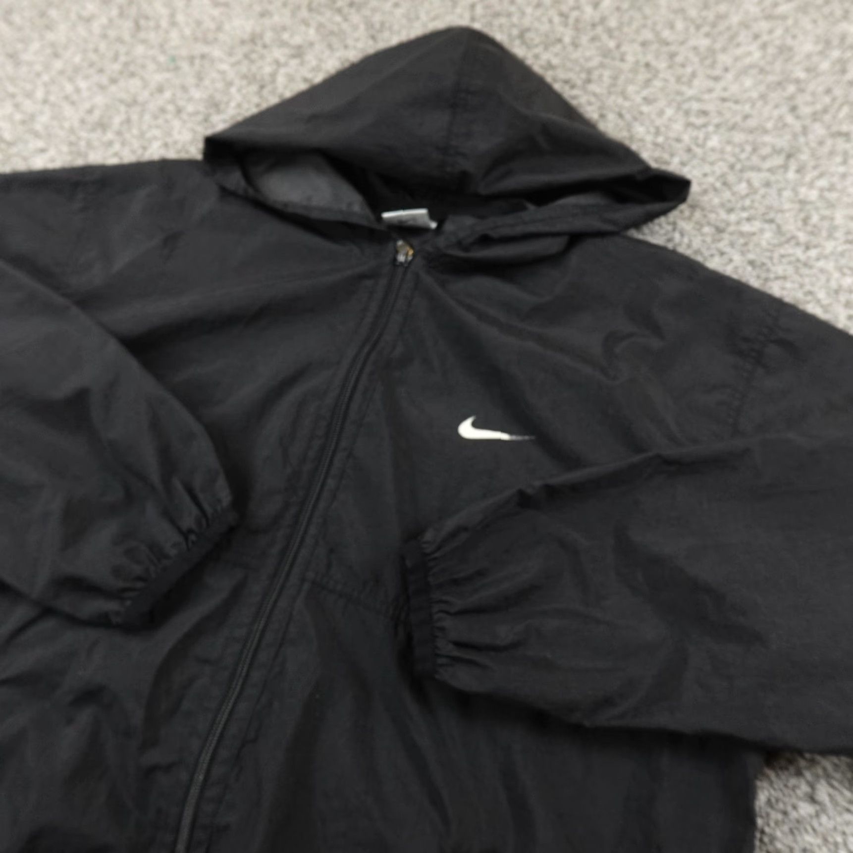 Nike VINTAGE Nike Jacket Womens L Black Hooded Windbreaker Full Zip Coat Logo 90s Y2K Mens Womens Girls Boys Size L / US 10 / IT 46 - 2 Thumbnail