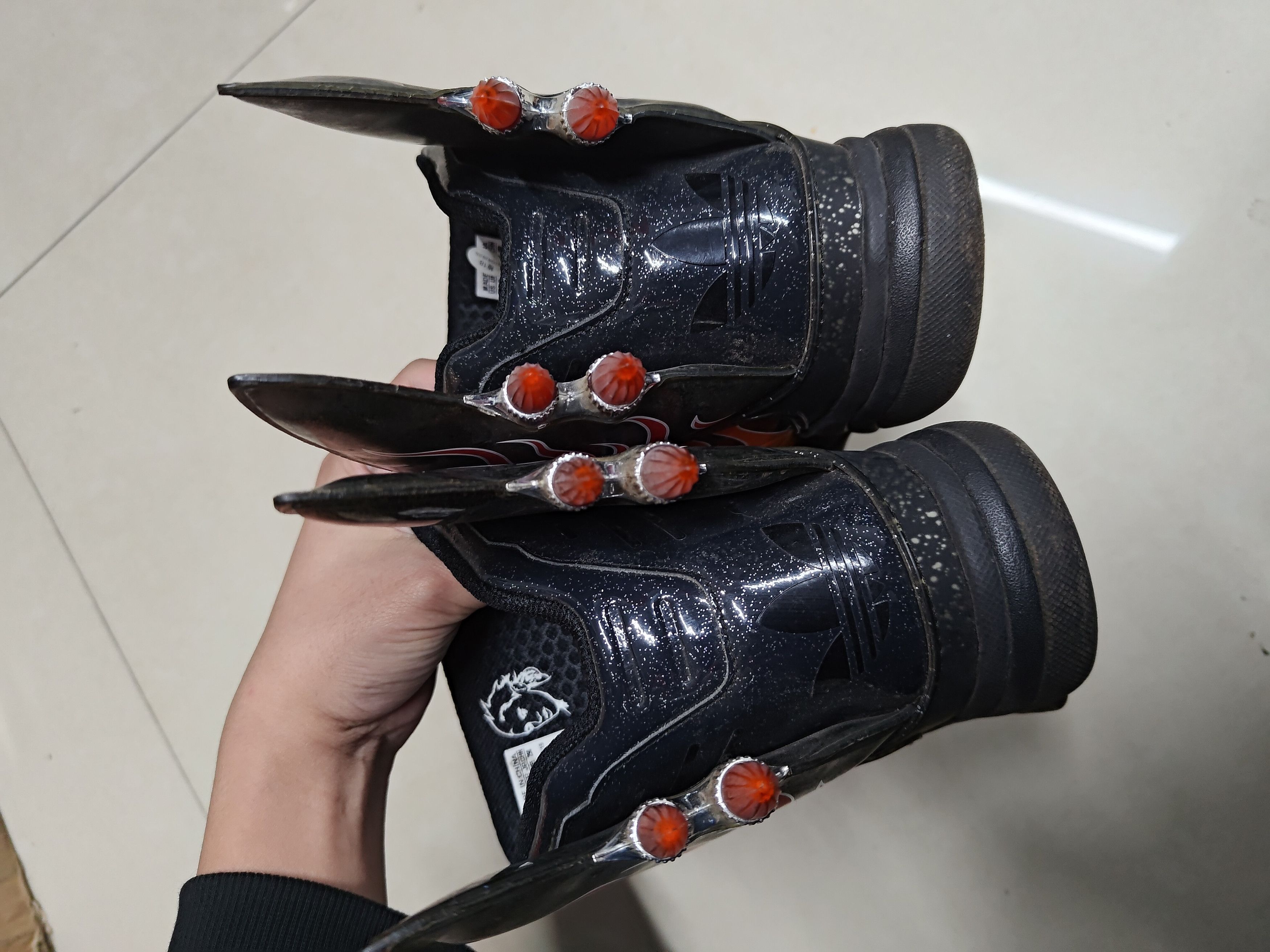 Adidas Very rare adidas x jermy scott flame printed hi sneakers Size US 7.5 / EU 40-41 - 9 Thumbnail