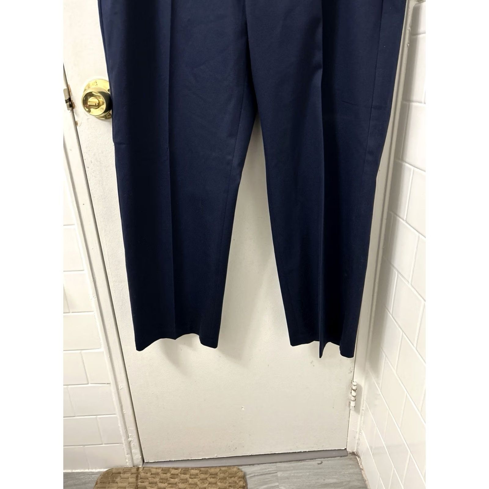 Croft & Barrow Crofts & Barrow Pants Mens 38x30 Navy Blue Classic Fit YKK No Iron Dress Pants Straight Leg 5-Pocket Size US 38 / EU 54 - 7 Thumbnail