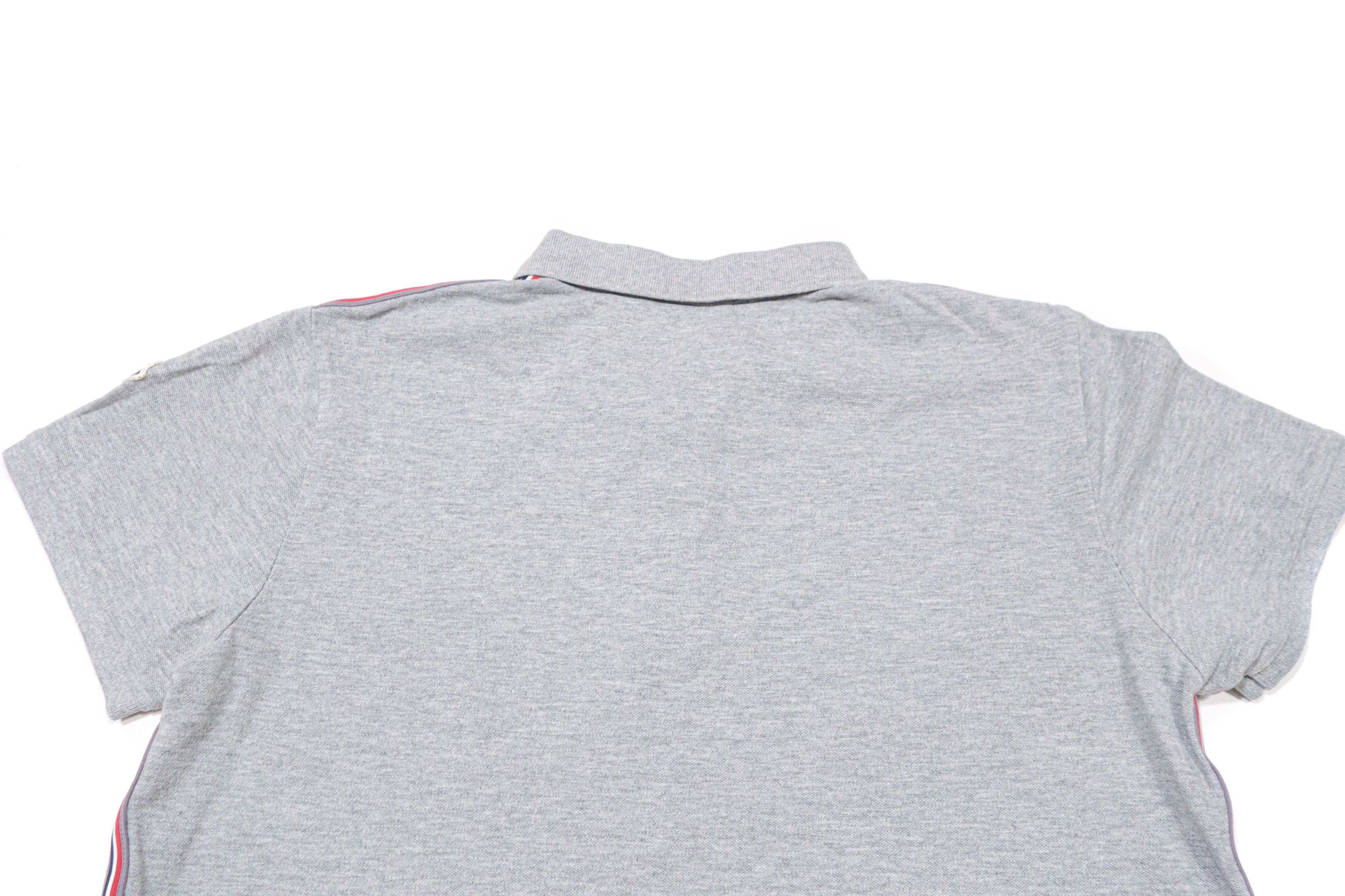 Moncler Logo Stripes Polo Size US L / EU 52-54 / 3 - 4 Thumbnail