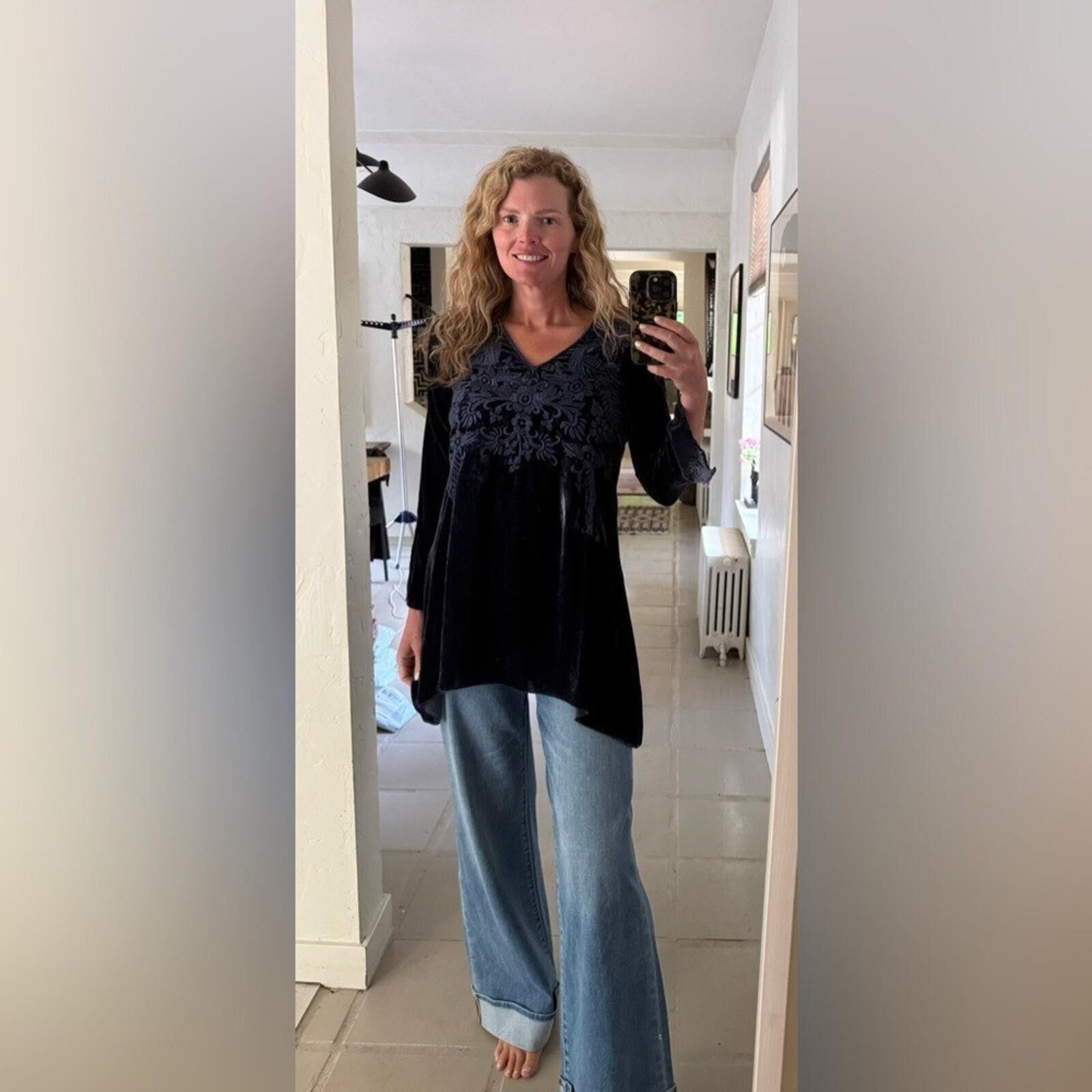Other Johnny Was $255 Navy Kamala Velvet Embroidered Tunic, Size S Size S / US 4 / IT 40 - 6 Thumbnail