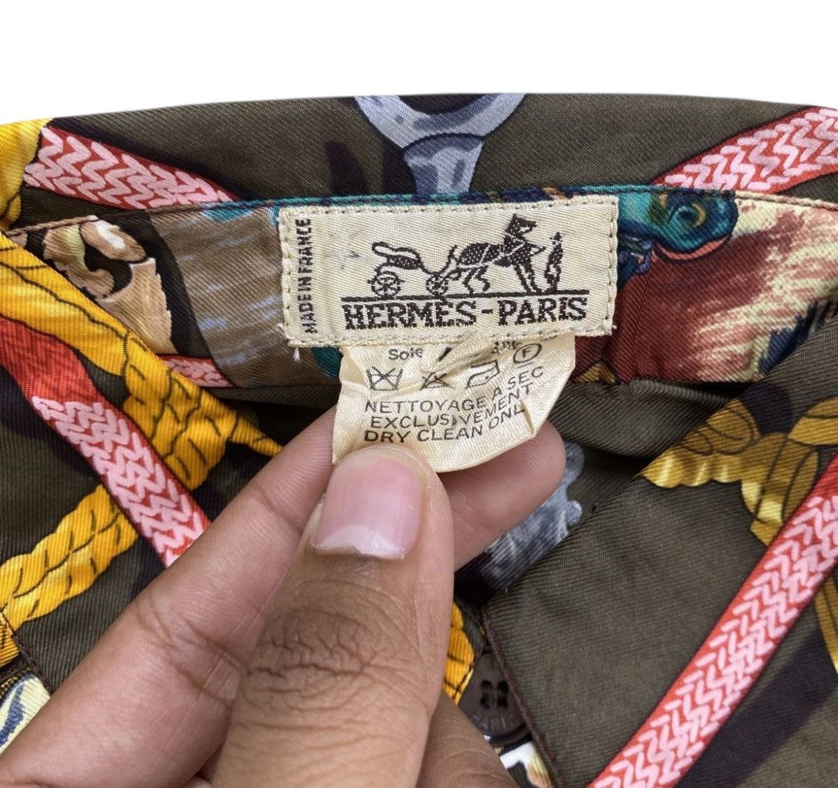 Hermes HOLY GRAILS!! Archives 90s Hermes ALL OVER PRINT SHIRT Size US L / EU 52-54 / 3 - 10 Thumbnail