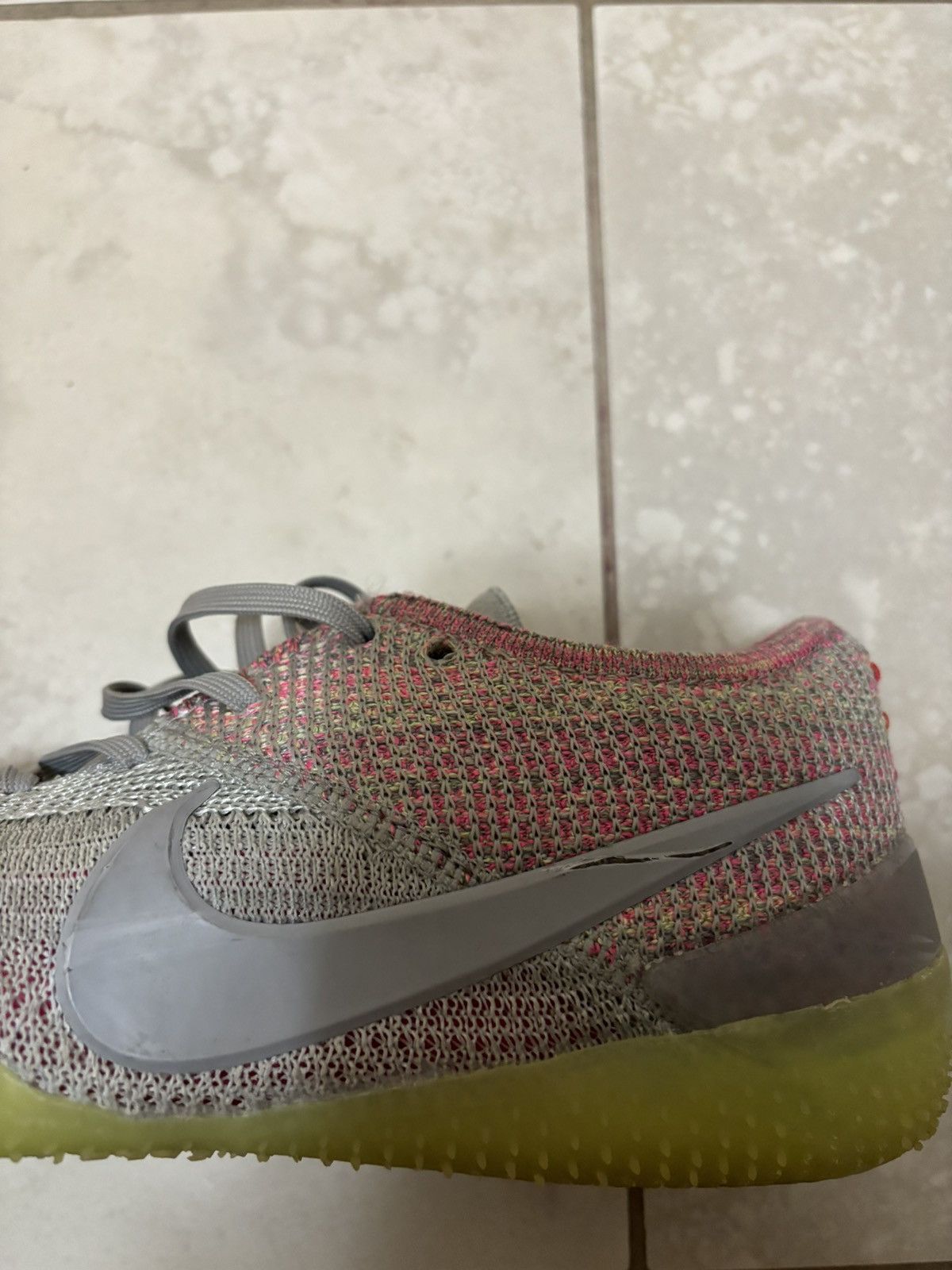 Nike Rare Nike Kobe NXT 360 Wolf Grey Multi-Color Green Size 9.5 Size US 9.5 / EU 42-43 - 23 Thumbnail