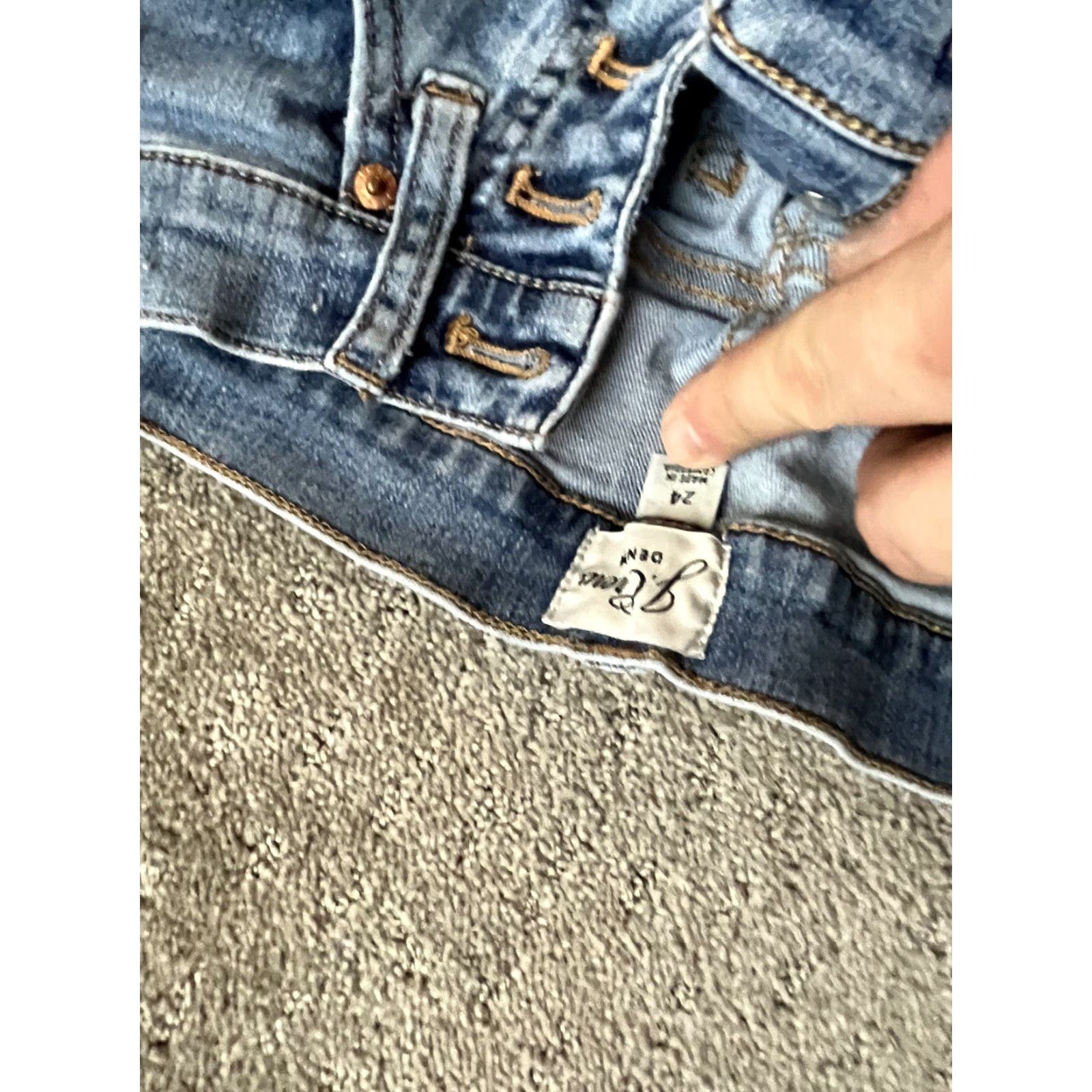 J.Crew JCrew Jeans Women’s 9-inch High Rise Toothpick Skinny Size 24 Blue Cotton Blend 28 in Inseam Slim Regular Pockets Zipper Button N/A Size 42" / US 20 - 5 Thumbnail