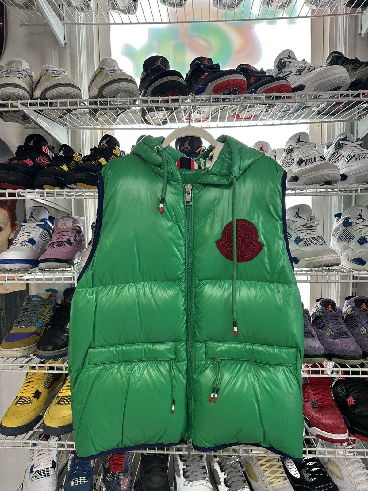Moncler Moncler ‘Genius 1952 Lorent’ Sleeveless Down Jacket Green Size US M / EU 48-50 / 2 - 1 Thumbnail