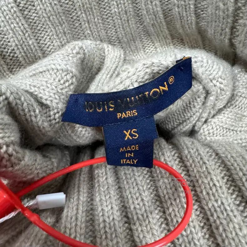 Louis Vuitton Louis Vuitton Cuff leather turtleneck sweater Size XS / US 0-2 / IT 36-38 - 5 Thumbnail