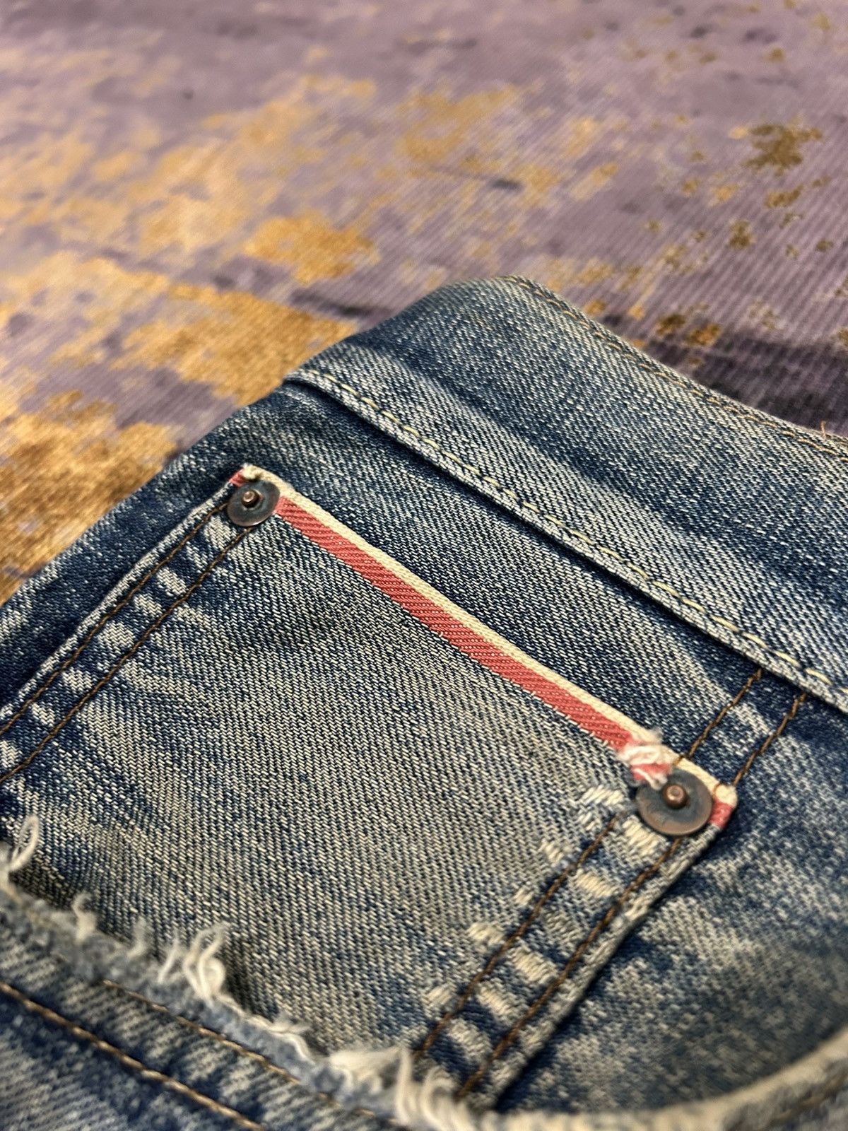 Edwin Vintage Edwin Japan Distressed Buckle Back Selvedge Jeans Size US 36 / EU 52 - 13 Thumbnail