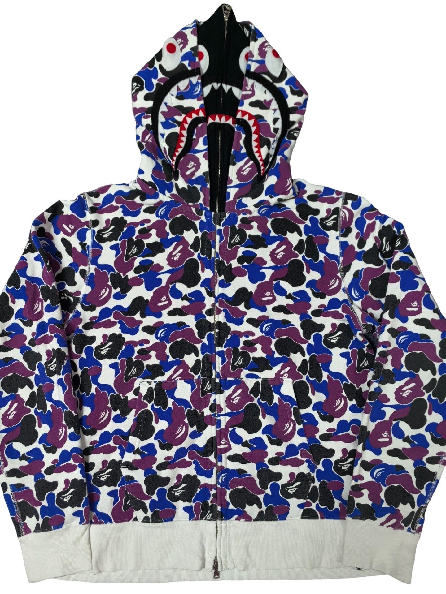 Bape BAPE Camo Shark Tiger Hoodie Size L Size US L / EU 52-54 / 3 - 1 Thumbnail