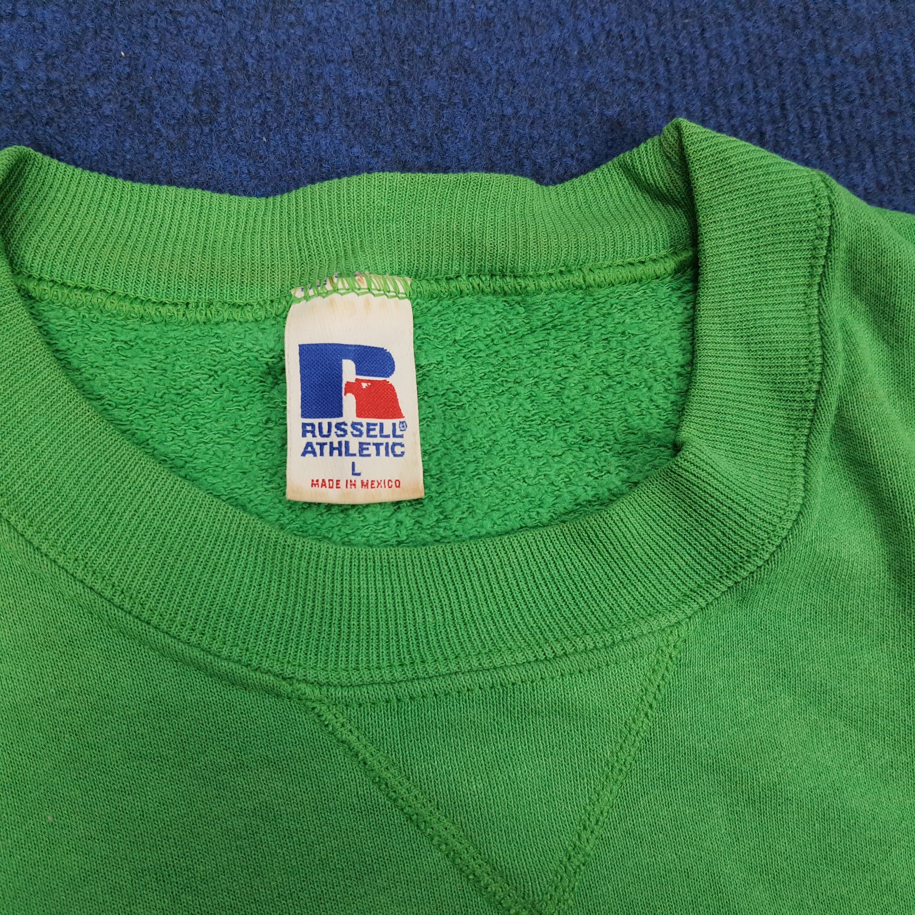 Russell Athletic × Vintage Vintage Russell Athletic Falcon Football Team Sweatshirt Size US L / EU 52-54 / 3 - 4 Thumbnail