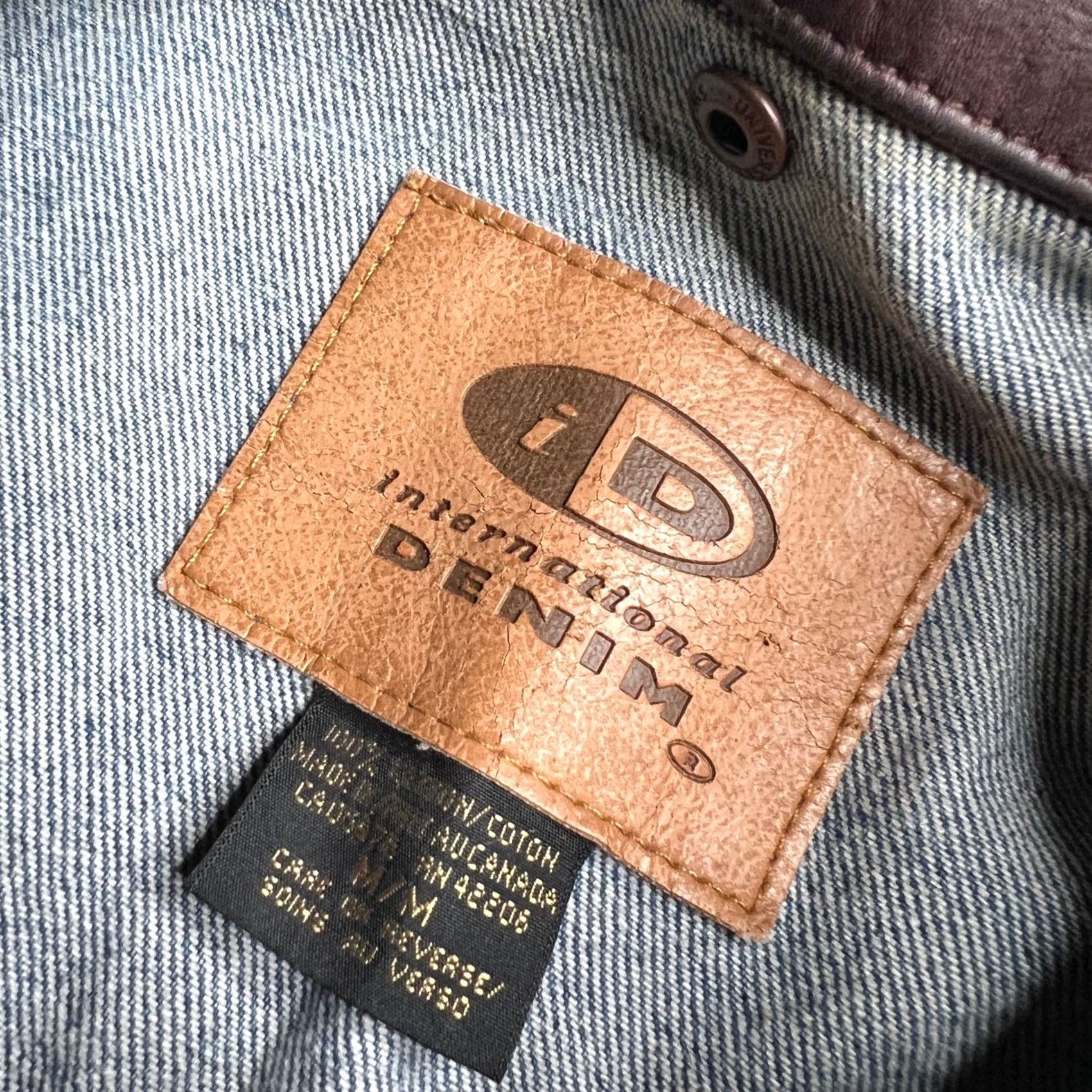 Vintage VINTAGE International Denim ID Wear Trucker Jacket Leather Collar Embroidered Geometric Mickey? Size US M / EU 48-50 / 2 - 7 Thumbnail