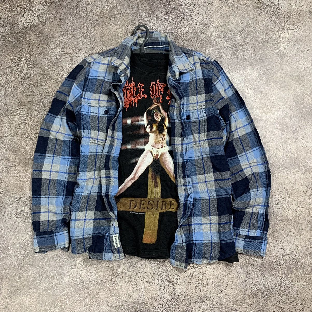 Vintage Vintage 90s Plaid Shirt Band Graphic Grunge Streetwear M Size US M / EU 48-50 / 2 - 1 Thumbnail