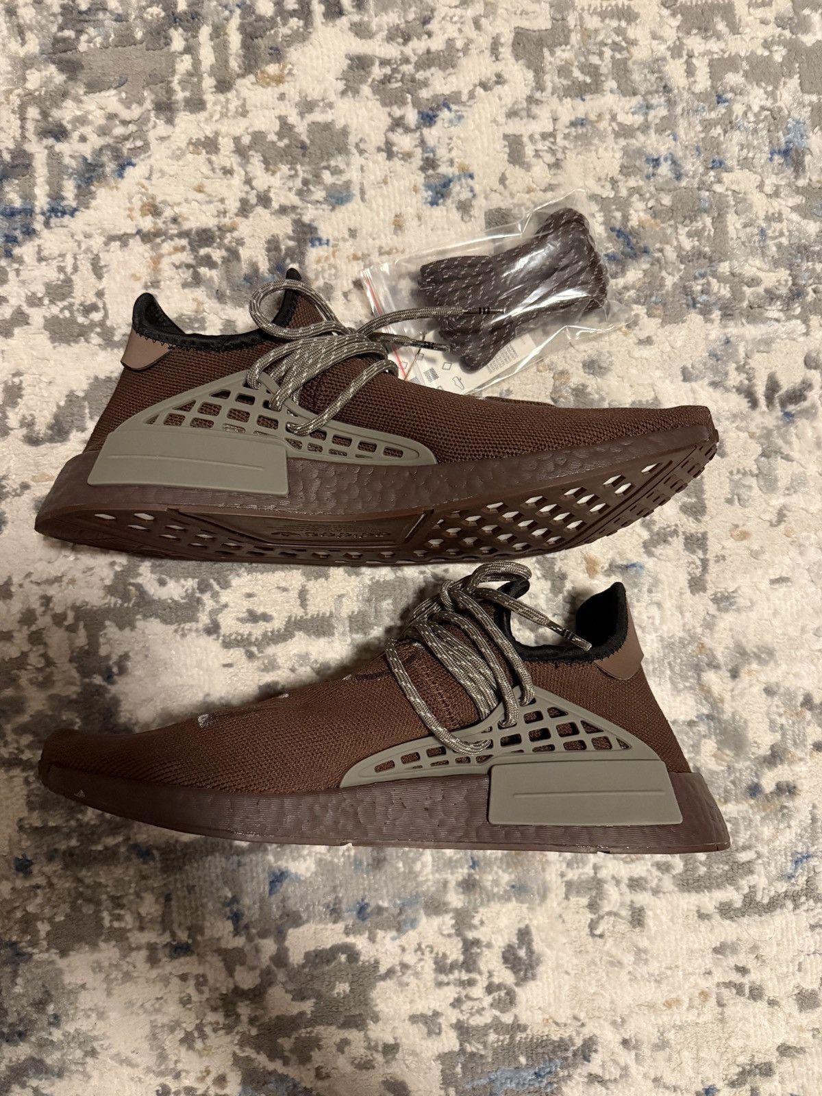 Adidas × Pharrell Adidas NMD Hu Pharrell Chocolate Size US 11 / EU 44 - 2 Thumbnail